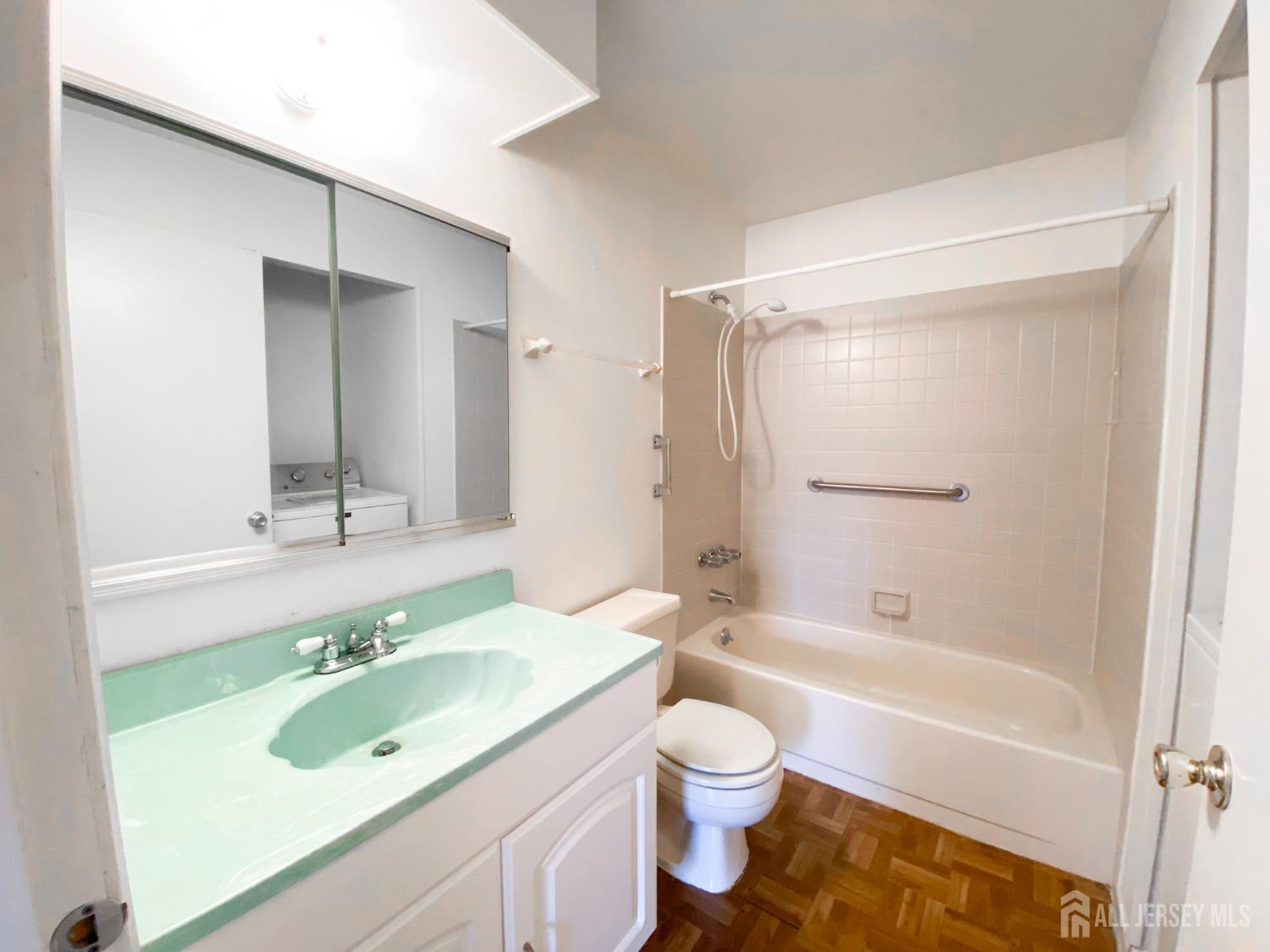 33 Foxhall Street B, Middlesex, NJ, 08846 image 9