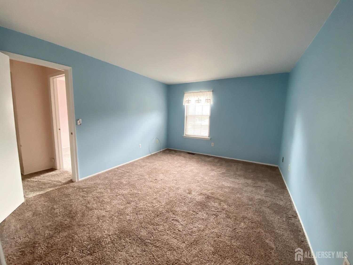 33 Foxhall Street B, Middlesex, NJ, 08846 image 12