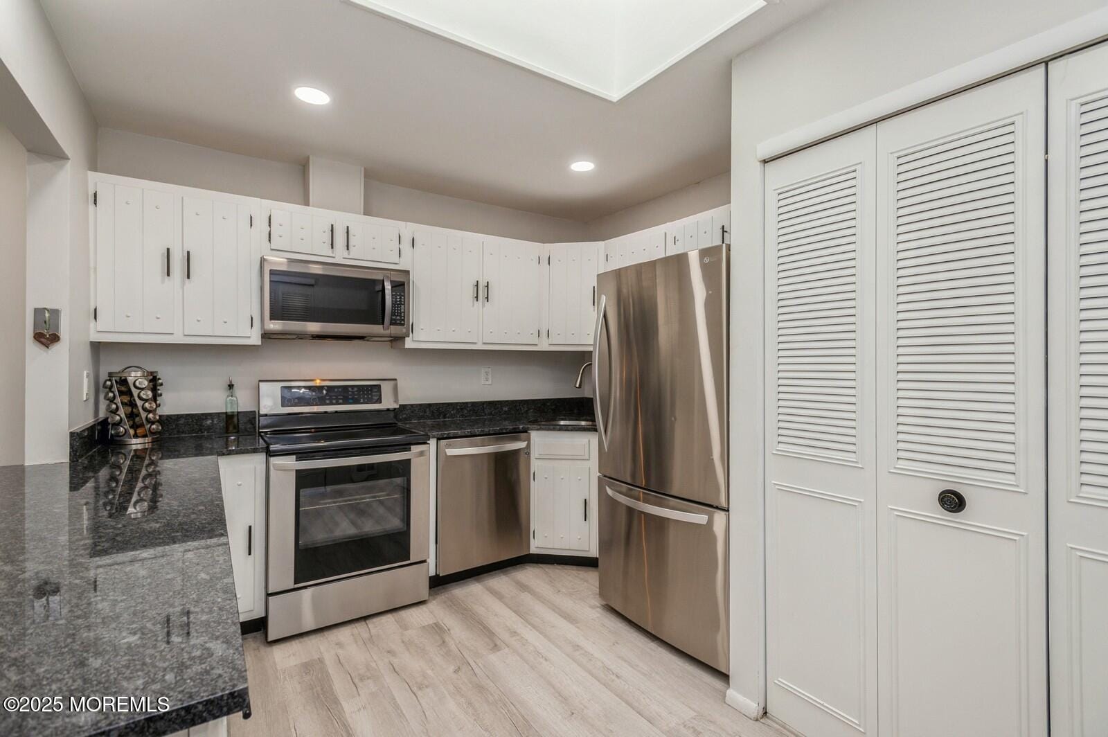 165 Lexington Court, Red Bank, NJ, 07701 image 11