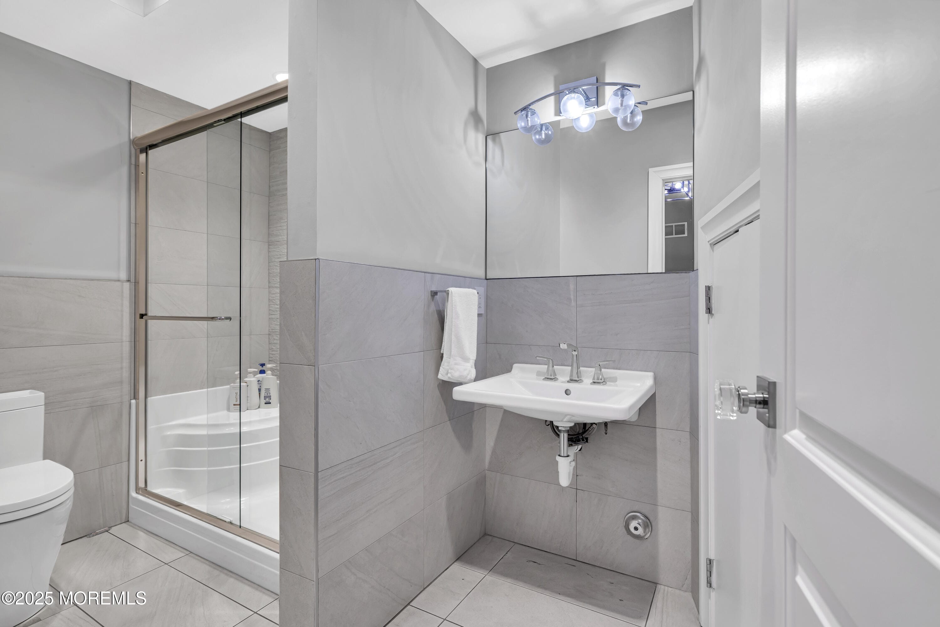 5 Champlain Court, Lakewood, NJ, 08701 image 149