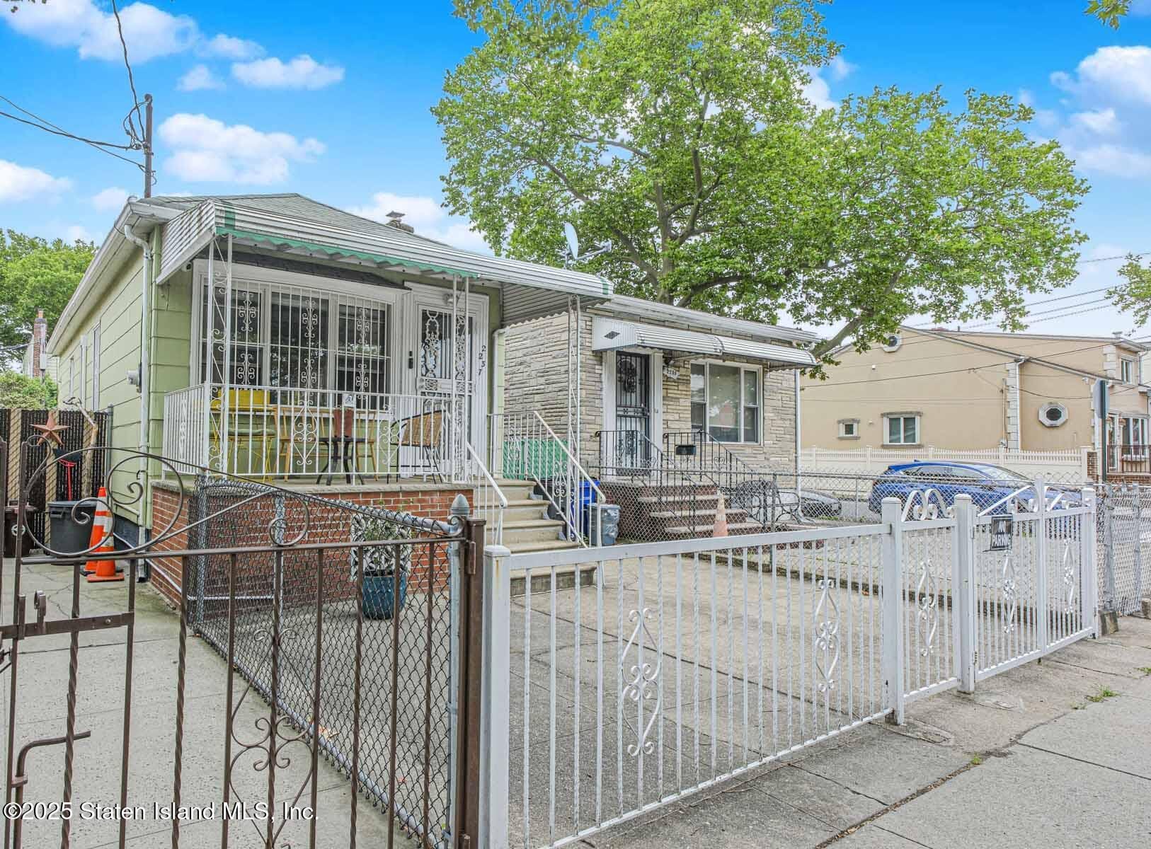 2237 West 6th Street Image 3