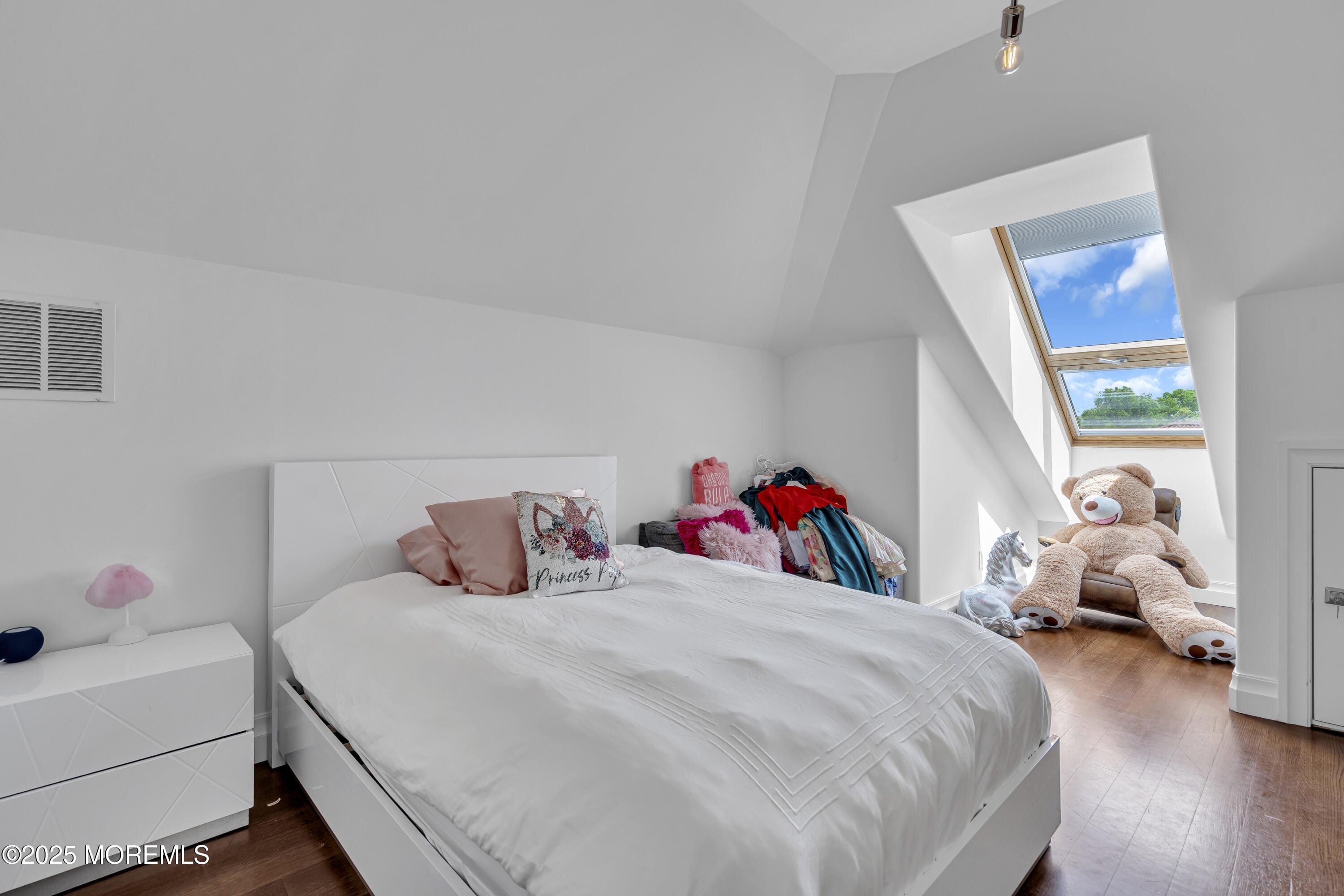 5 Champlain Court, Lakewood, NJ, 08701 image 122