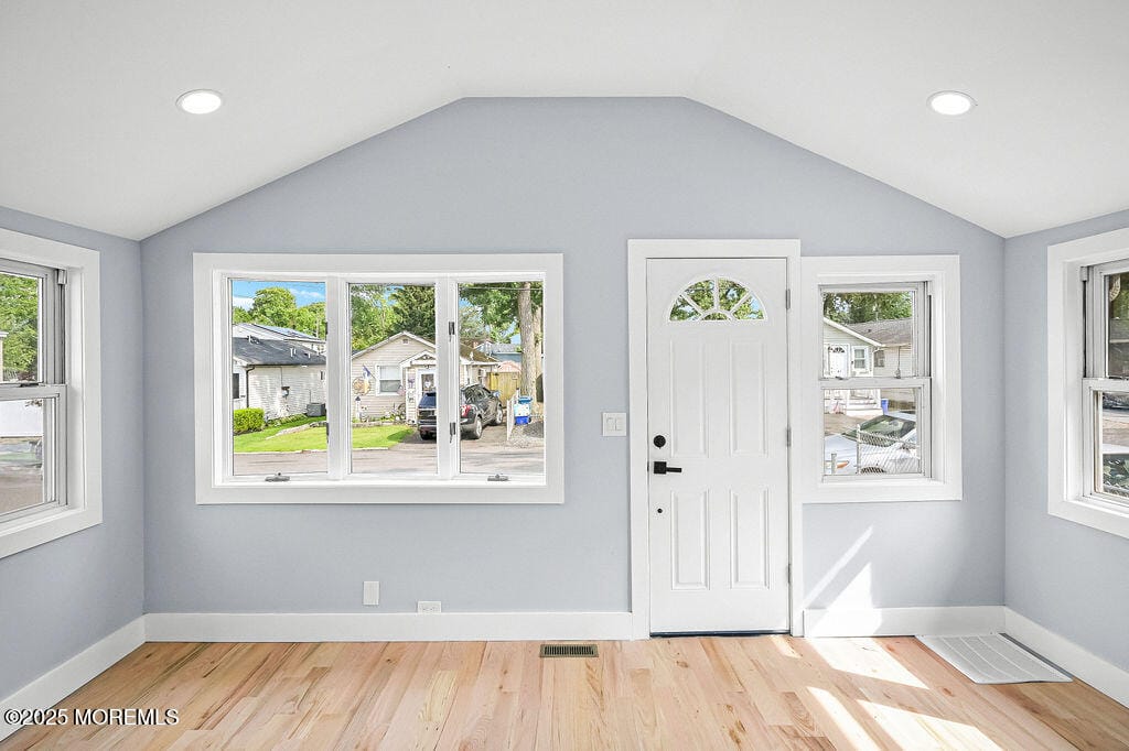 50 Pacific Boulevard, Keyport, NJ, 07735 image 9