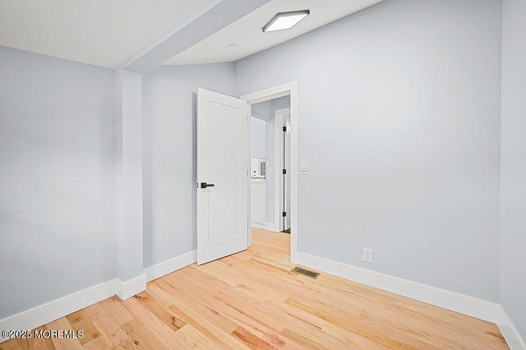 50 Pacific Boulevard, Keyport, NJ, 07735 image 19