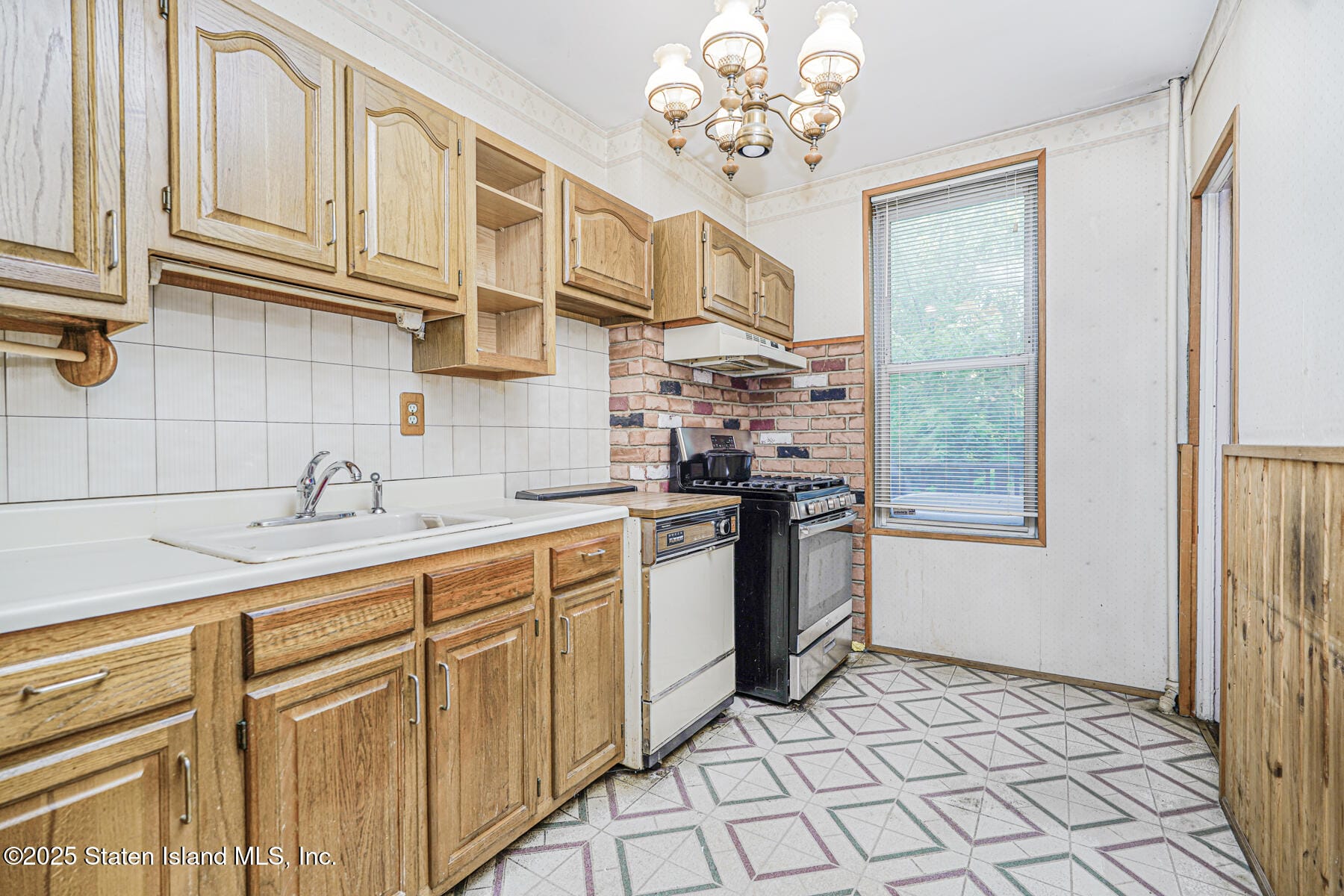 1610 10th Ave Avenue, Brooklyn, NY, 11215 image 8