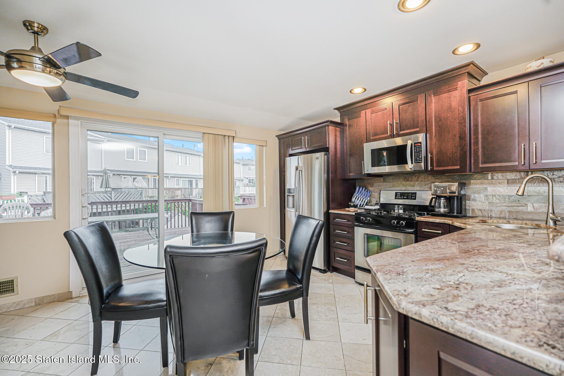 182 Pembrook Loop, Staten Island, NY, 10309 image 12