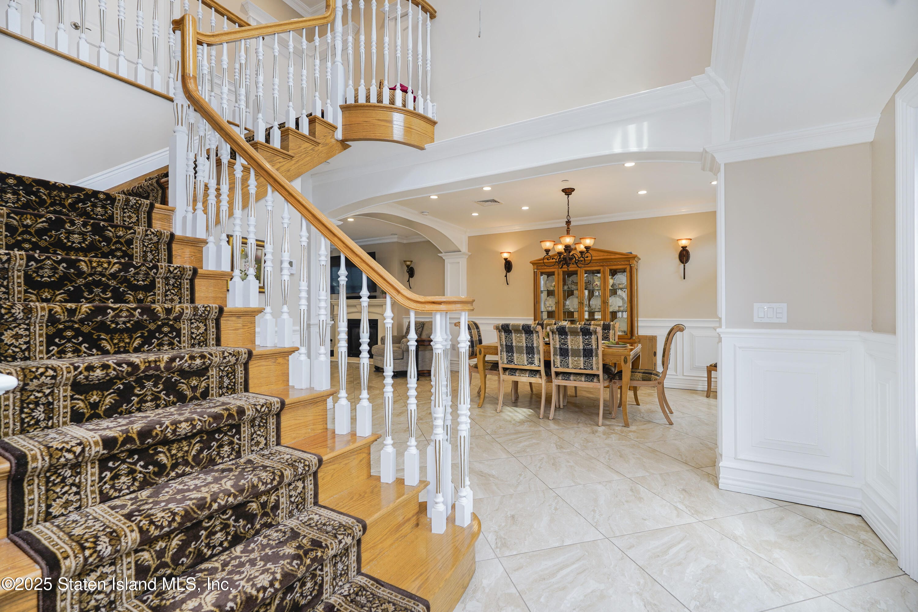 254 Wood Avenue Image 3