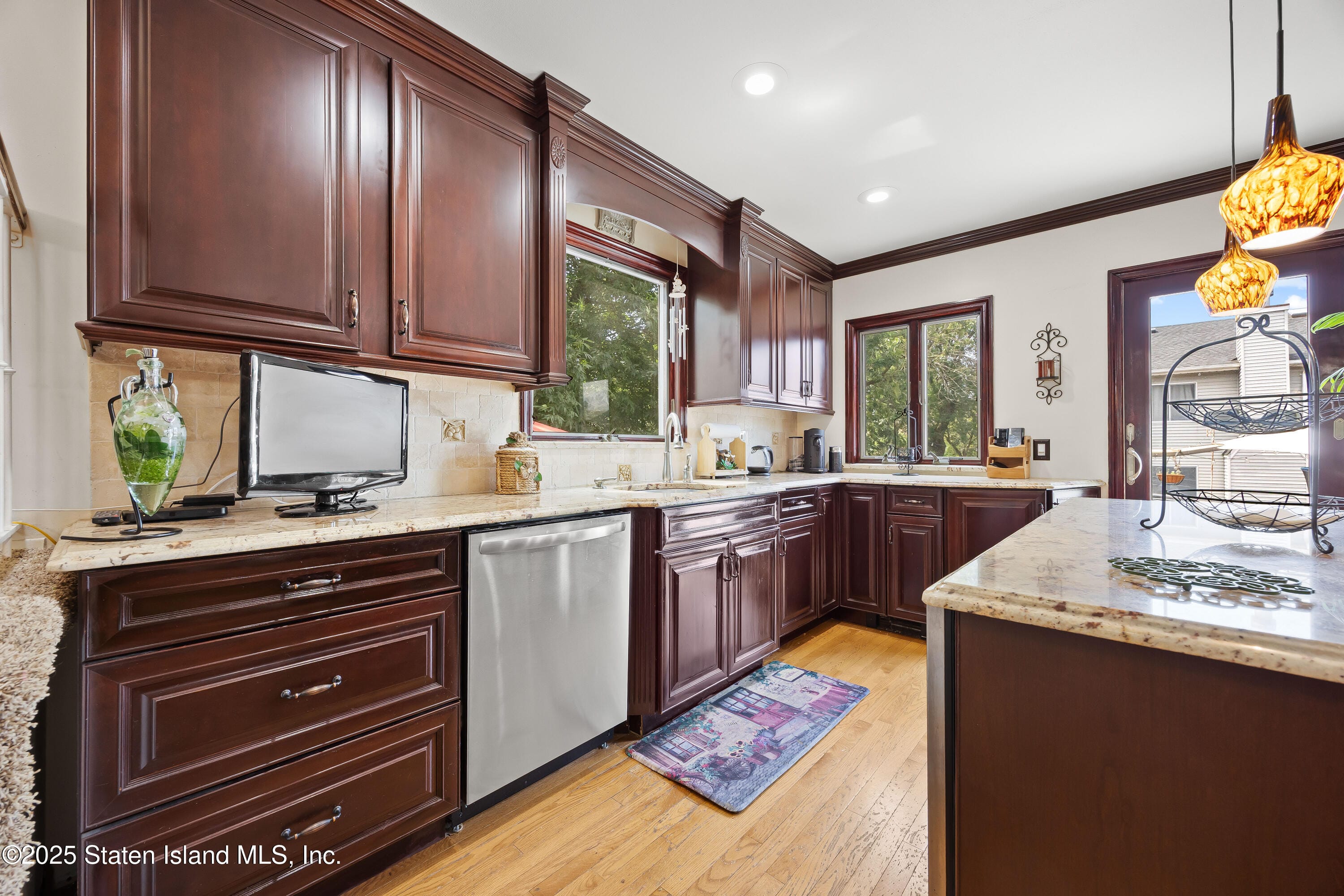 8 Carpenter Avenue, Staten Island, NY, 10314 image 12