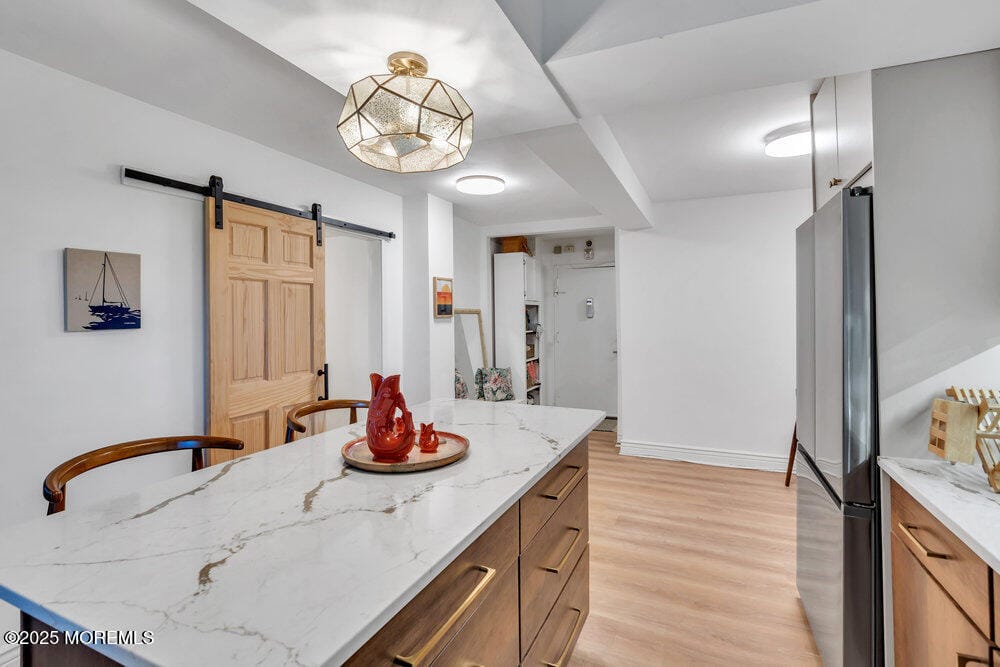 321 Sunset Avenue 3F Image 5