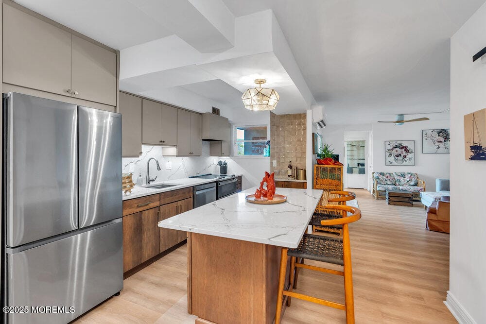 321 Sunset Avenue 3F Image 3