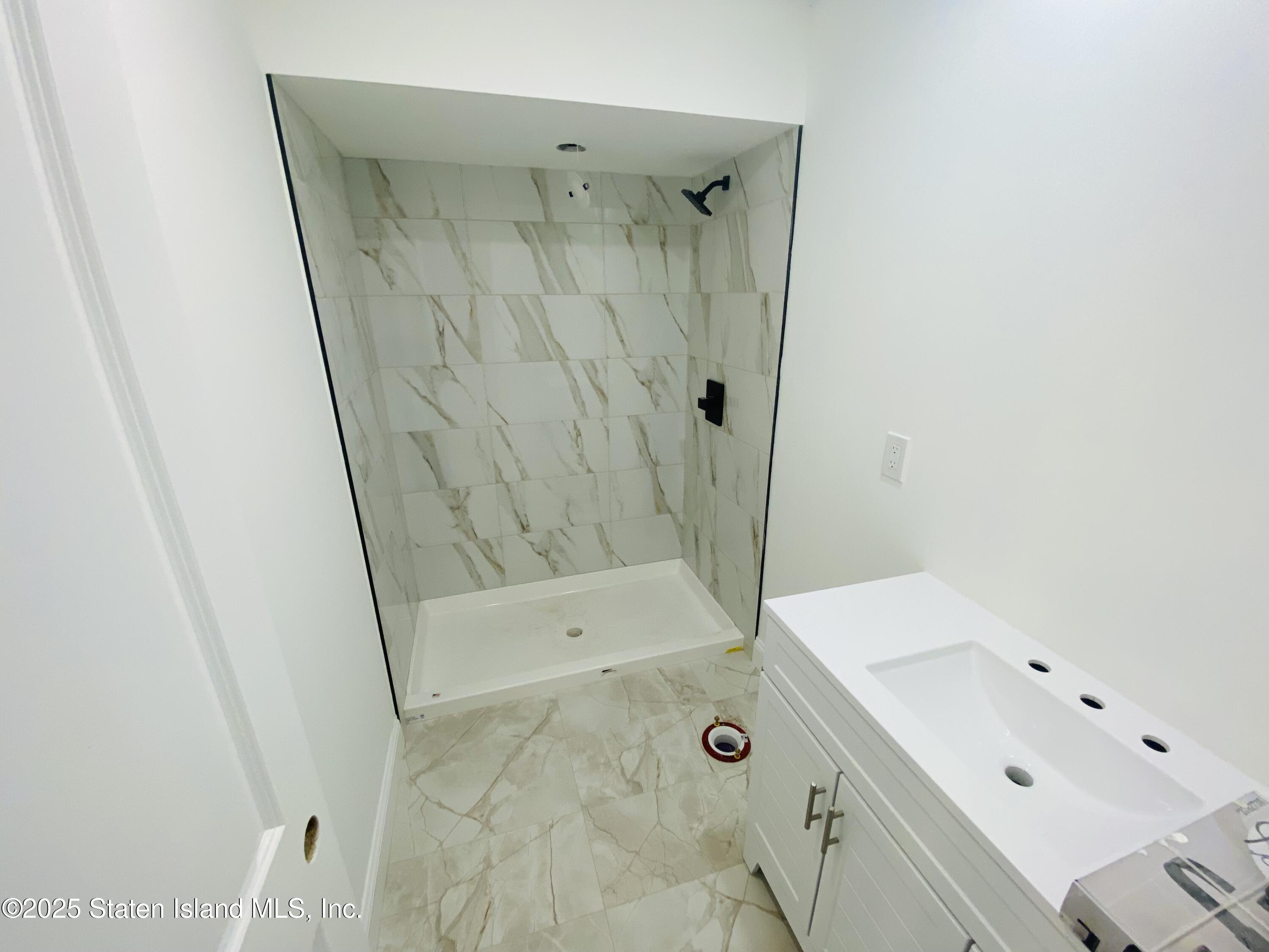 20 Brown Place, Staten Island, NY, 10305 image 13