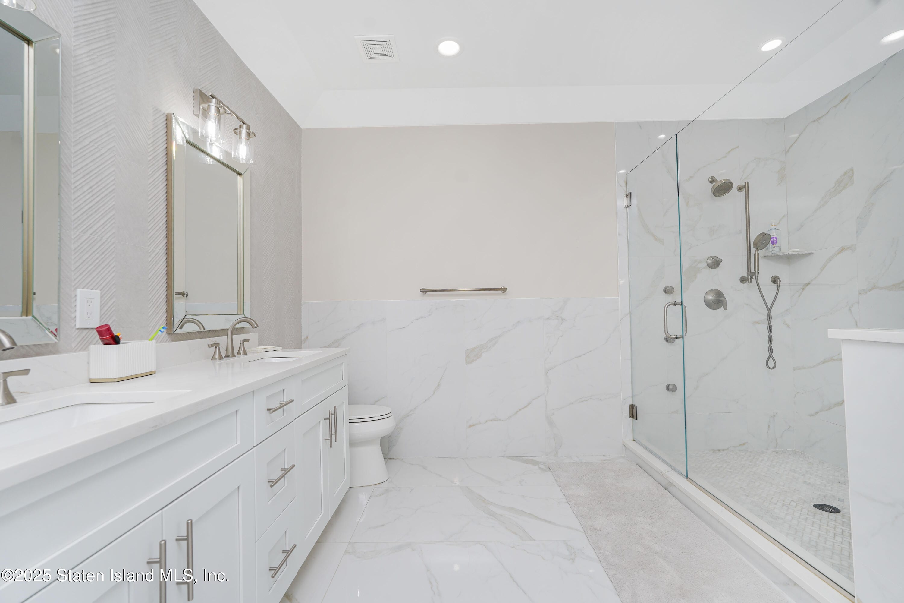 108 Giffords Lane, Staten Island, NY, 10308 image 25