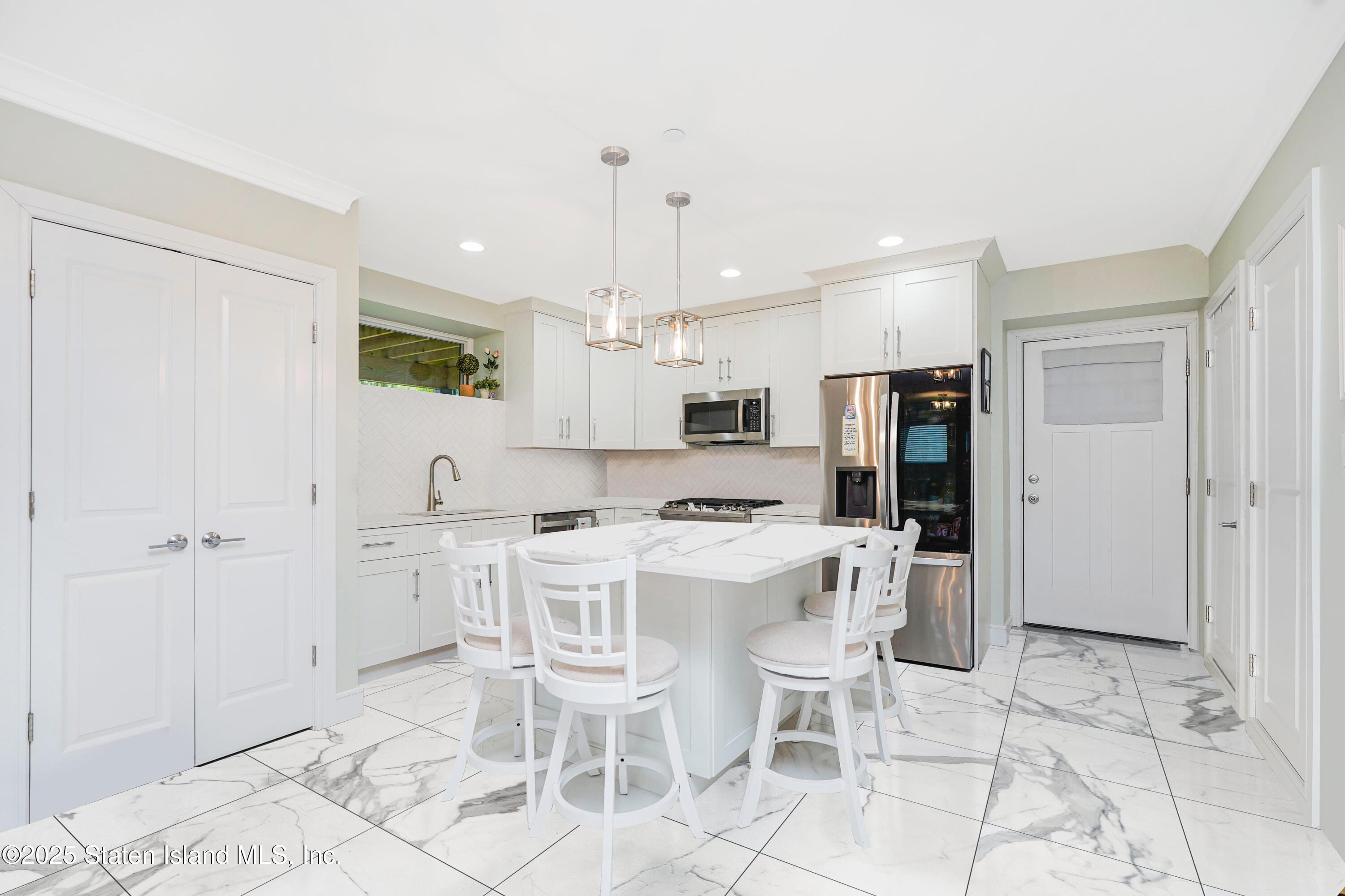 108 Giffords Lane, Staten Island, NY, 10308 image 36