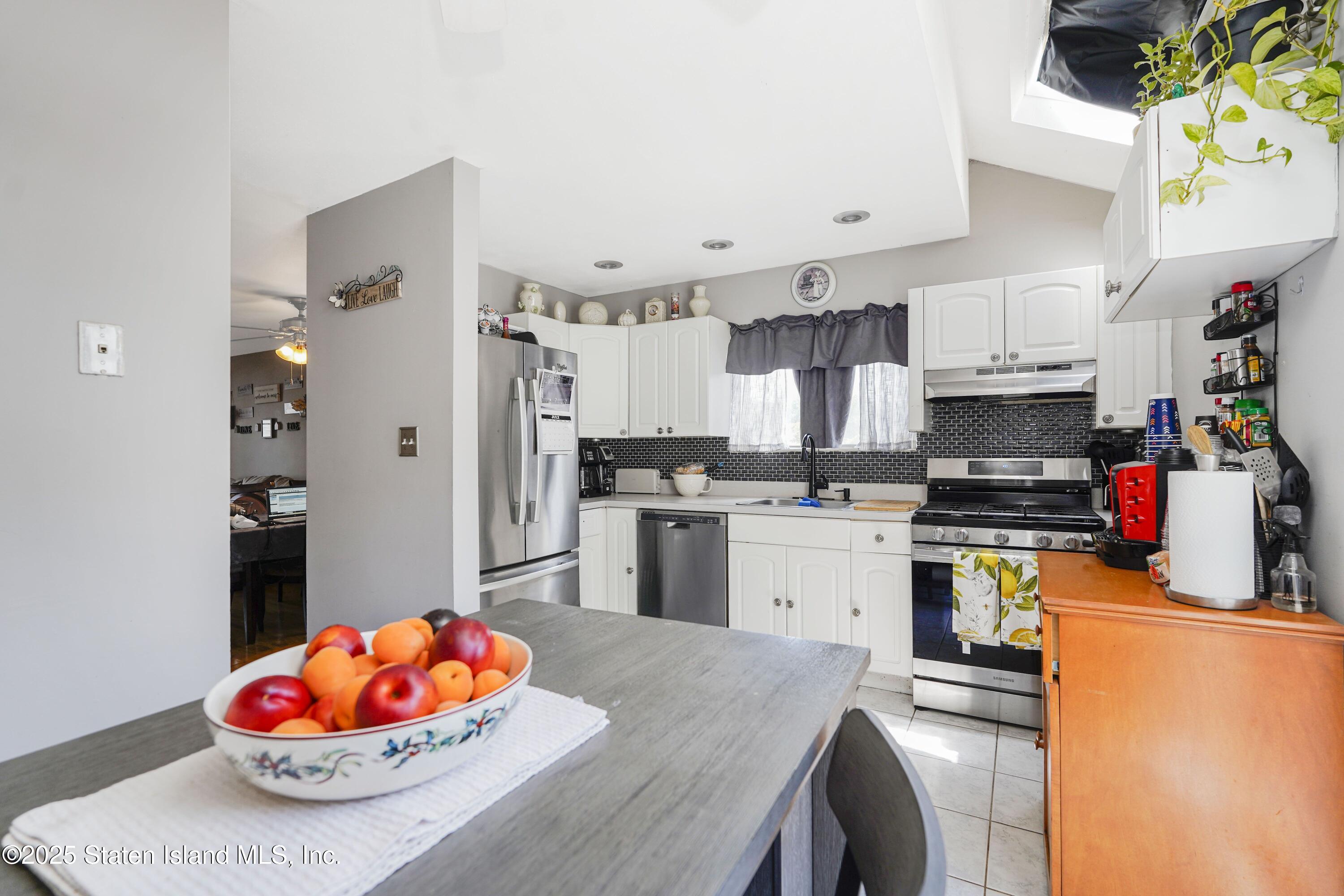 33 Brad Lane, Staten Island, NY, 10314 image 8