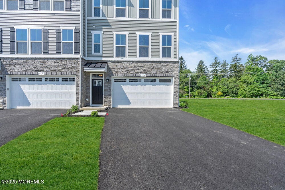 123 S Durham Drive Image 4