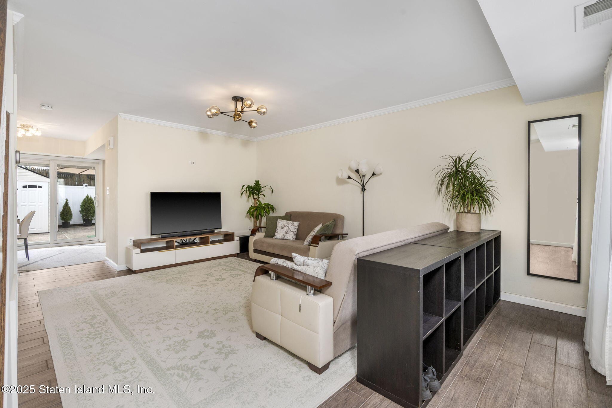 141 Hampton Green, Staten Island, NY, 10312 image 8