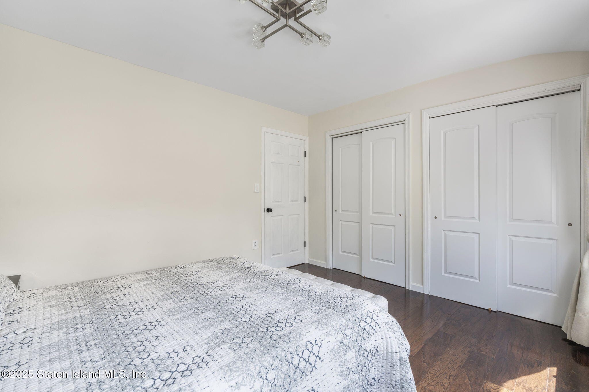 141 Hampton Green, Staten Island, NY, 10312 image 19