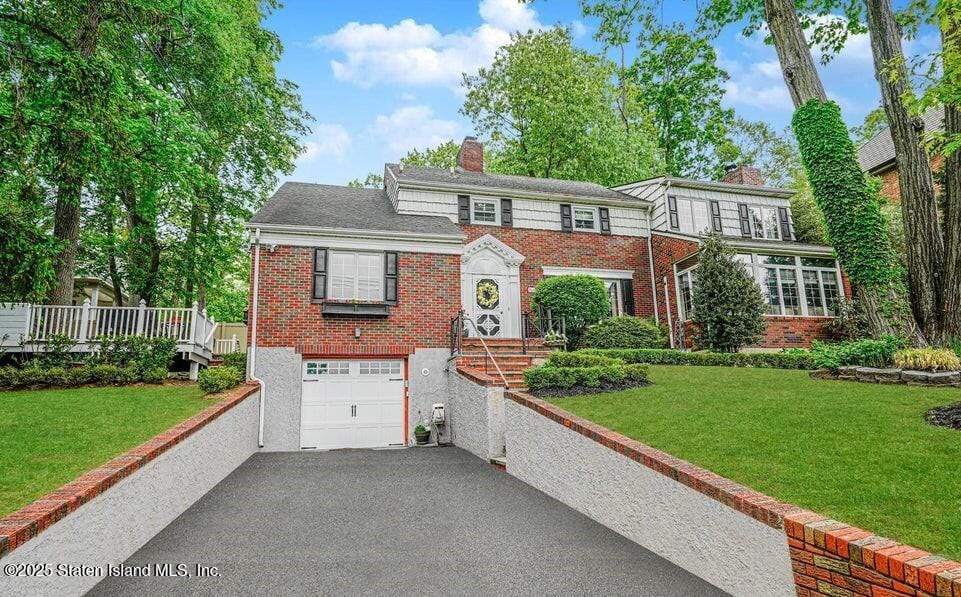 265 Lighthouse Avenue Image 1