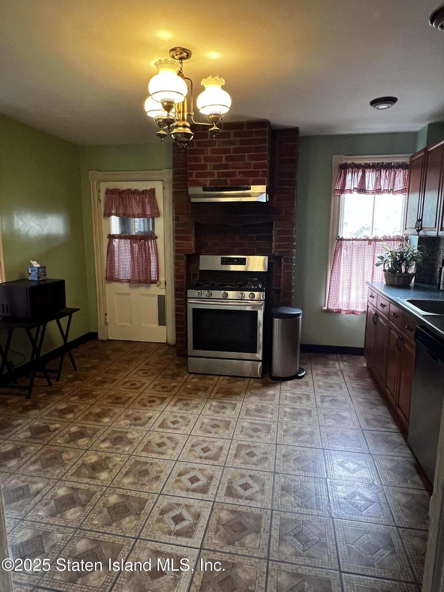 143 Bodine Street, Staten Island, NY, 10310 image 10