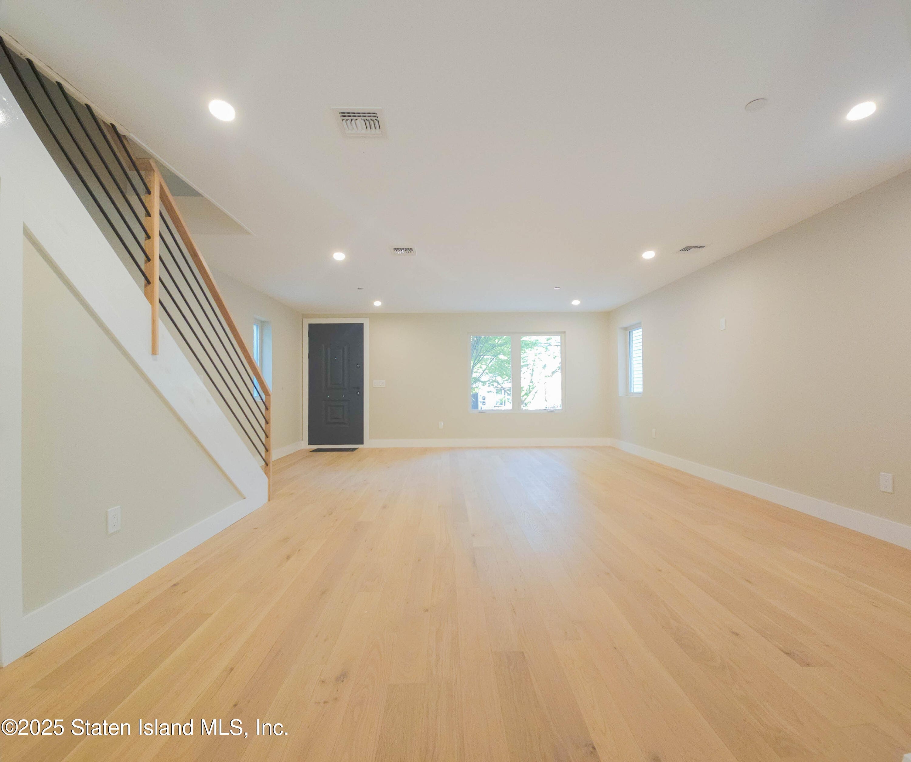 334 Van Duzer Street, Staten Island, NY, 10304 image 23