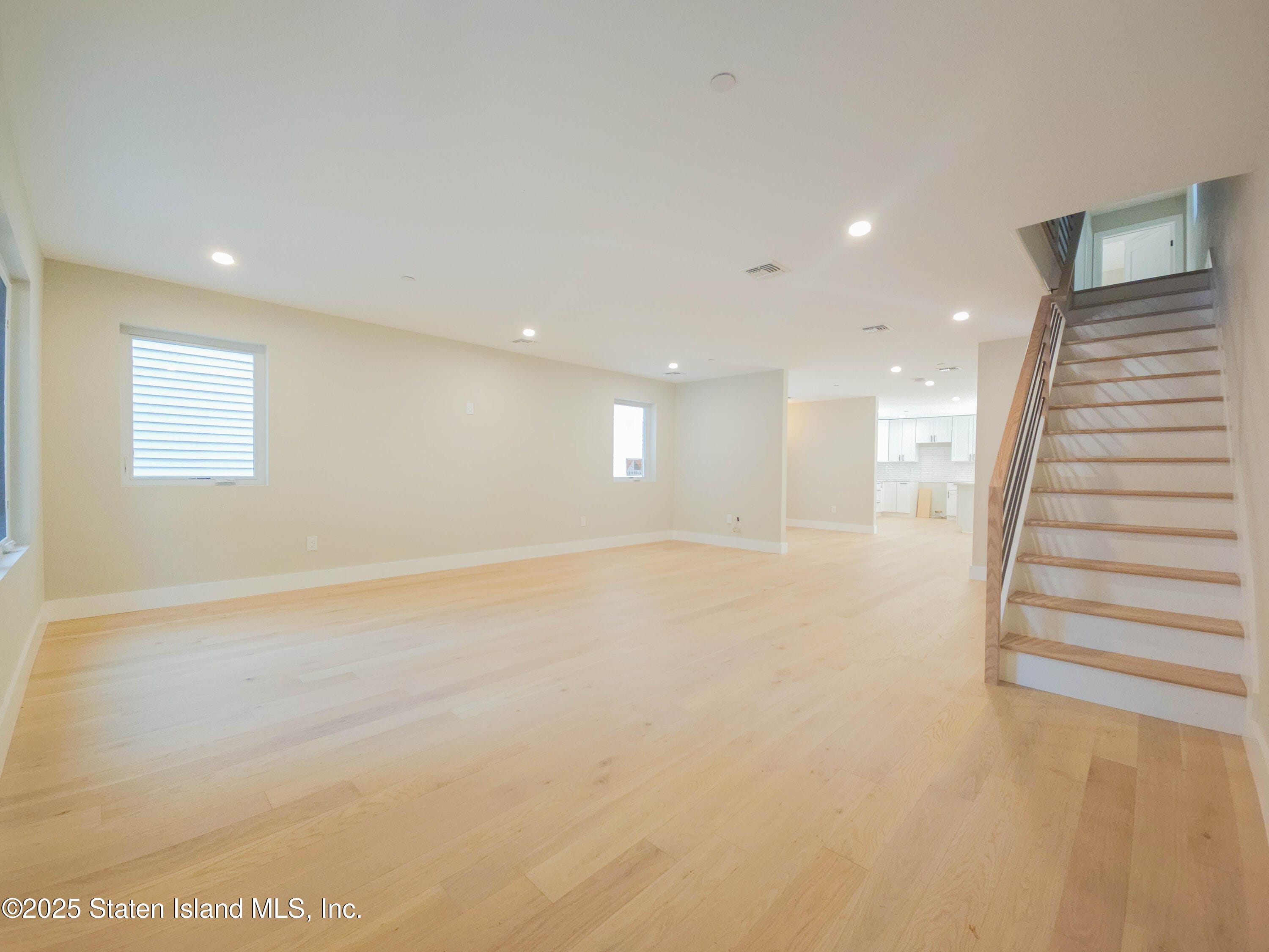 334 Van Duzer Street, Staten Island, NY, 10304 image 25