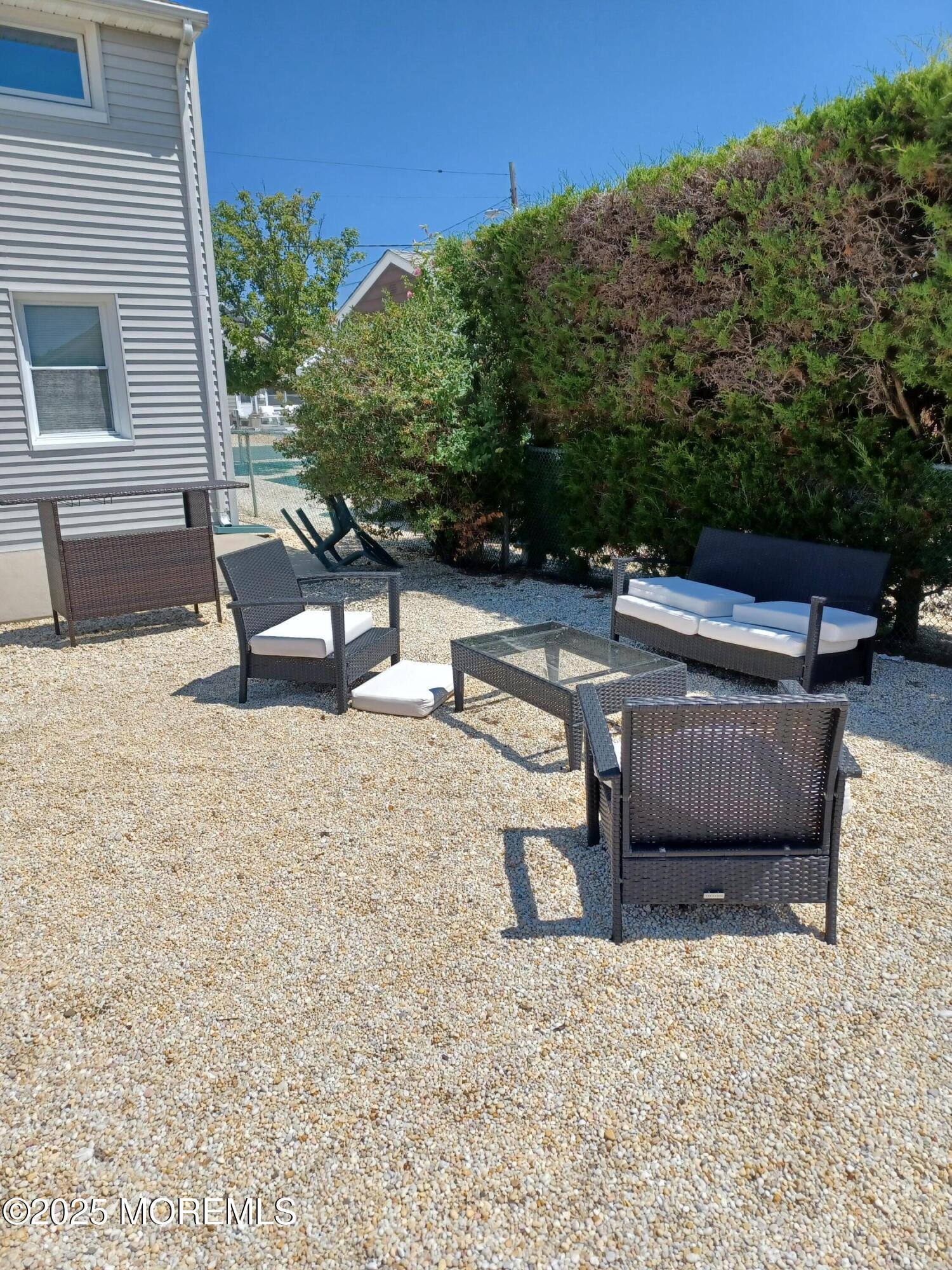 223 4th Avenue Cottage Image 1