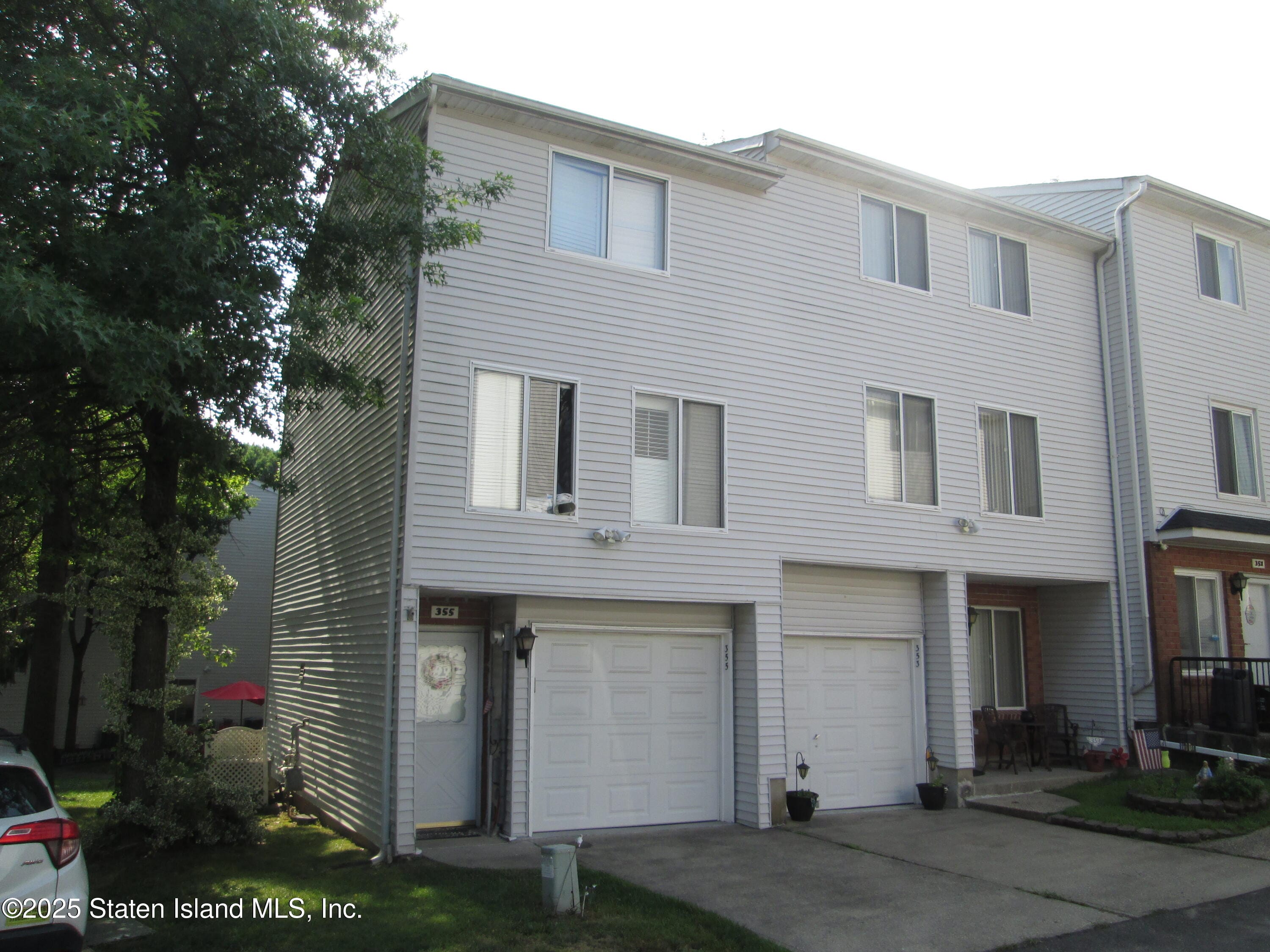 355 Ilyssa Way Image 1
