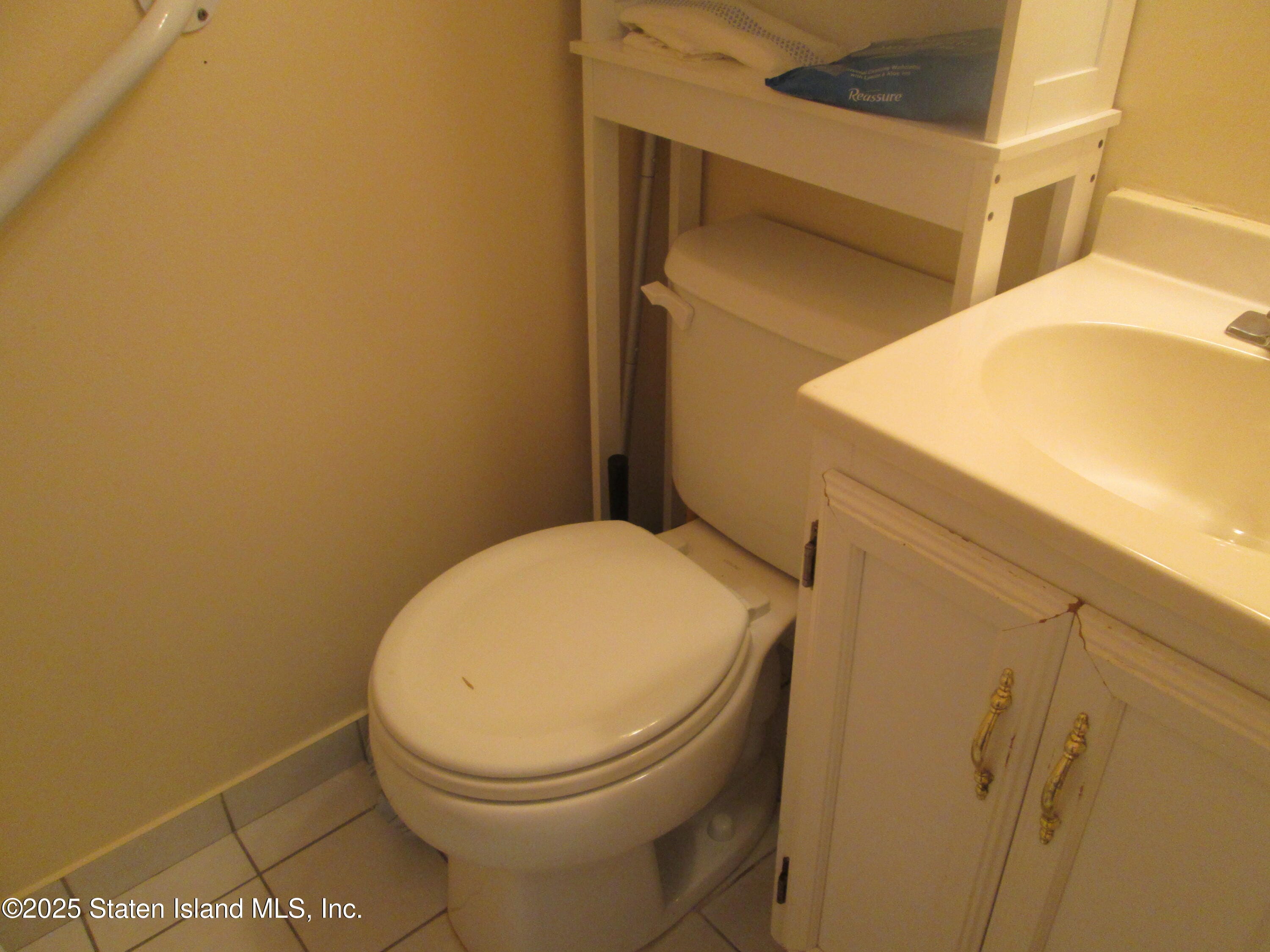 355 Ilyssa Way, Staten Island, NY, 10312 image 10