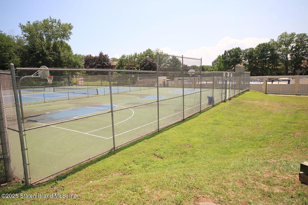 160 Devon Loop #5, Staten Island, NY, 10314 image 20