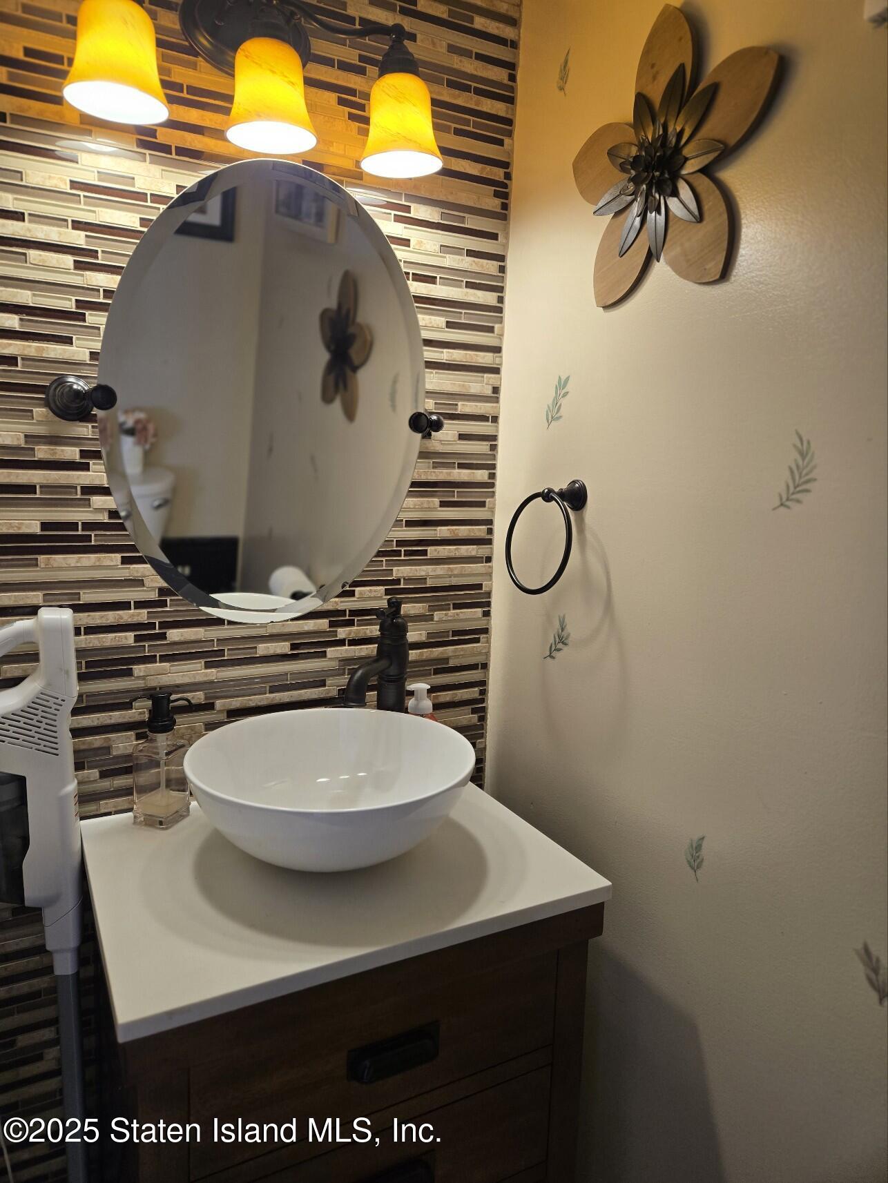 49 Doreen Drive, Staten Island, NY, 10303 image 9