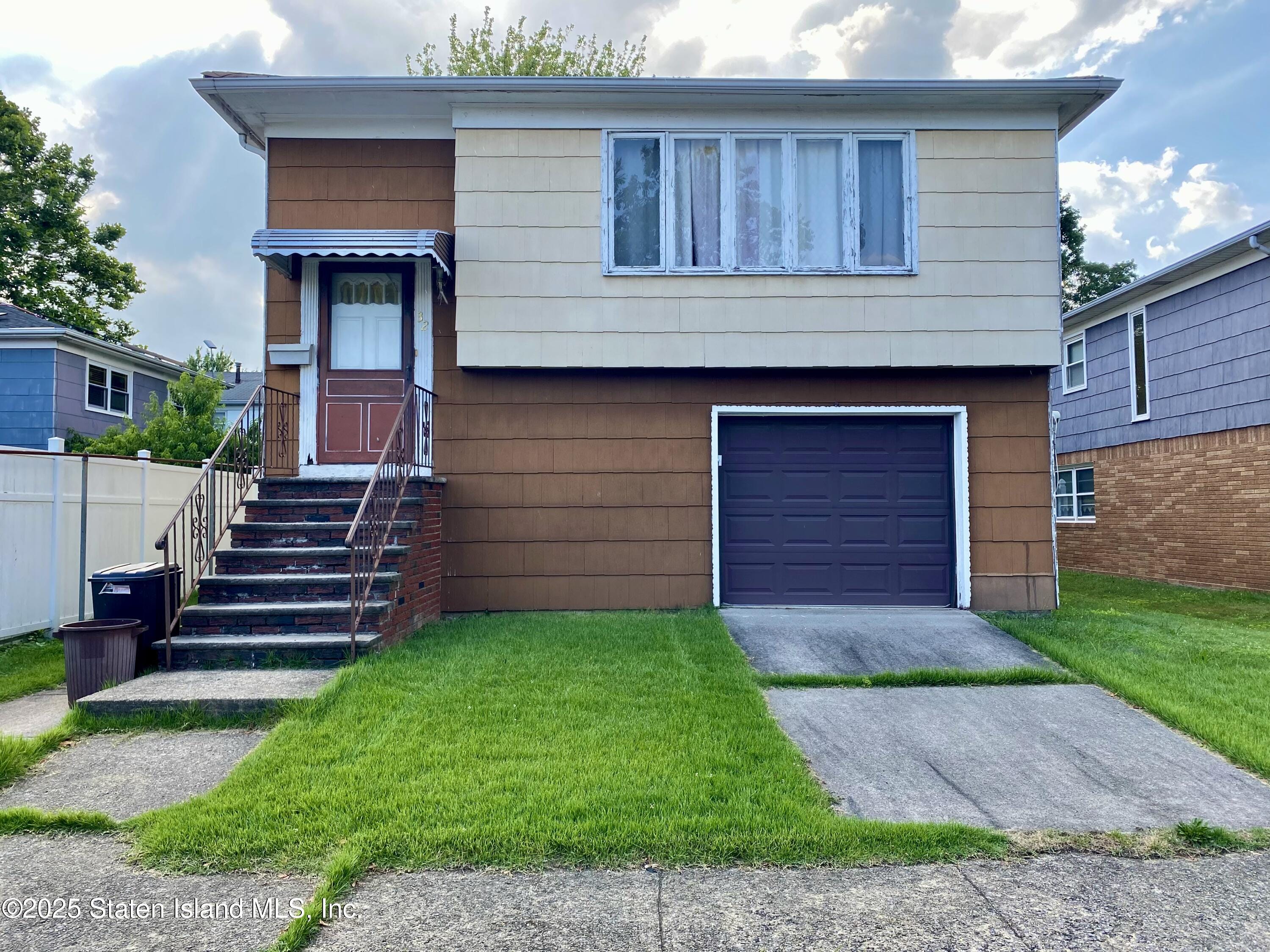 32 Muller Avenue Image 1