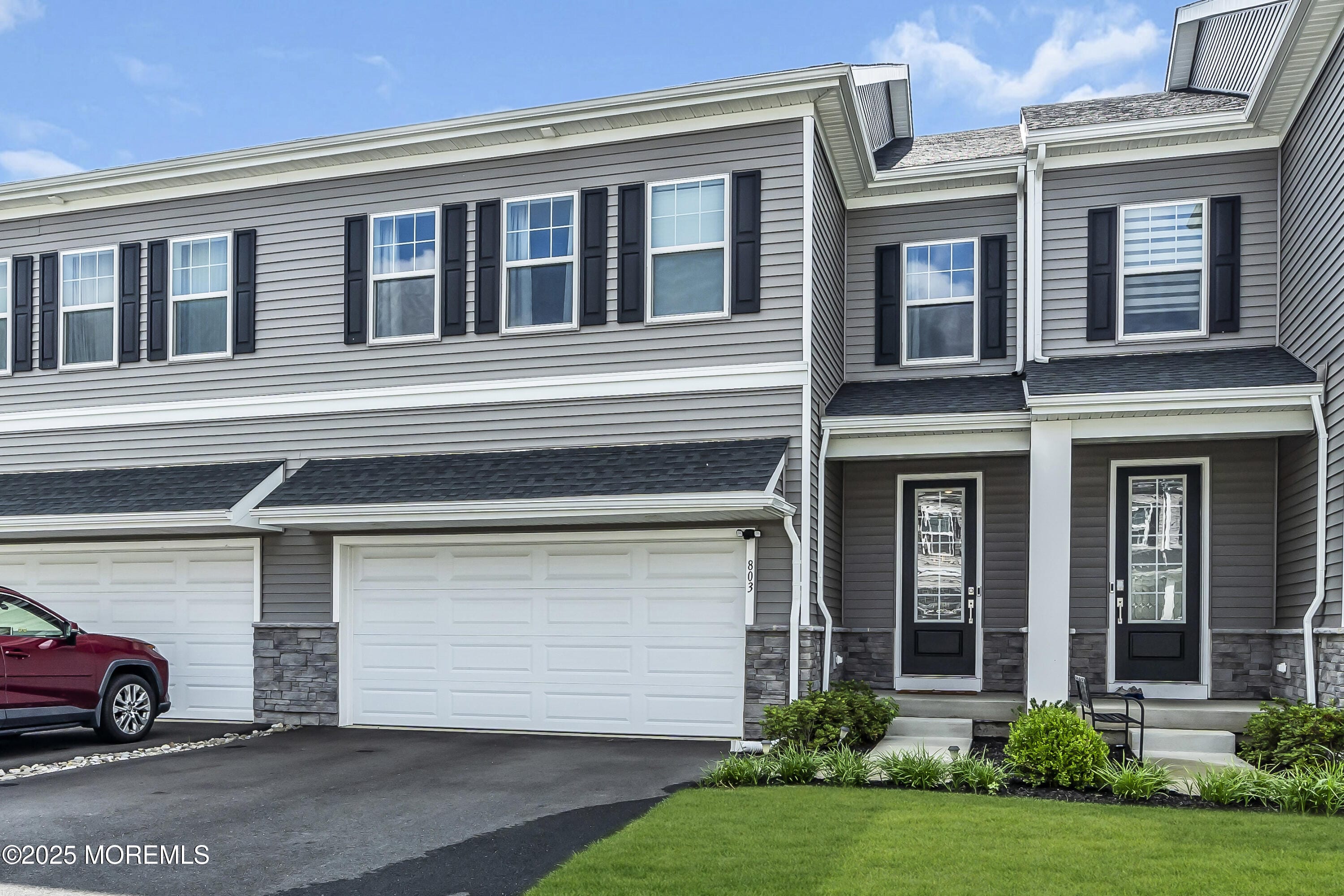 803 Aviator Avenue Image 1