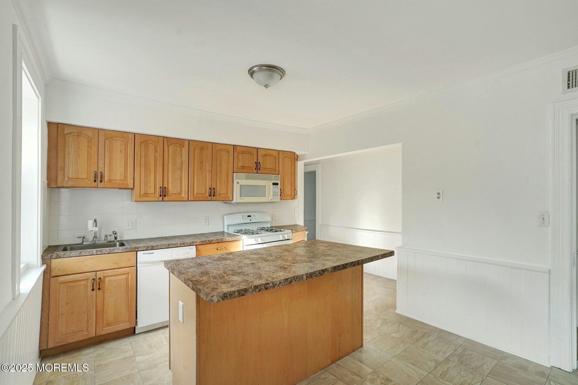 551 East Avenue, Bay Head, NJ, 08742 image 19