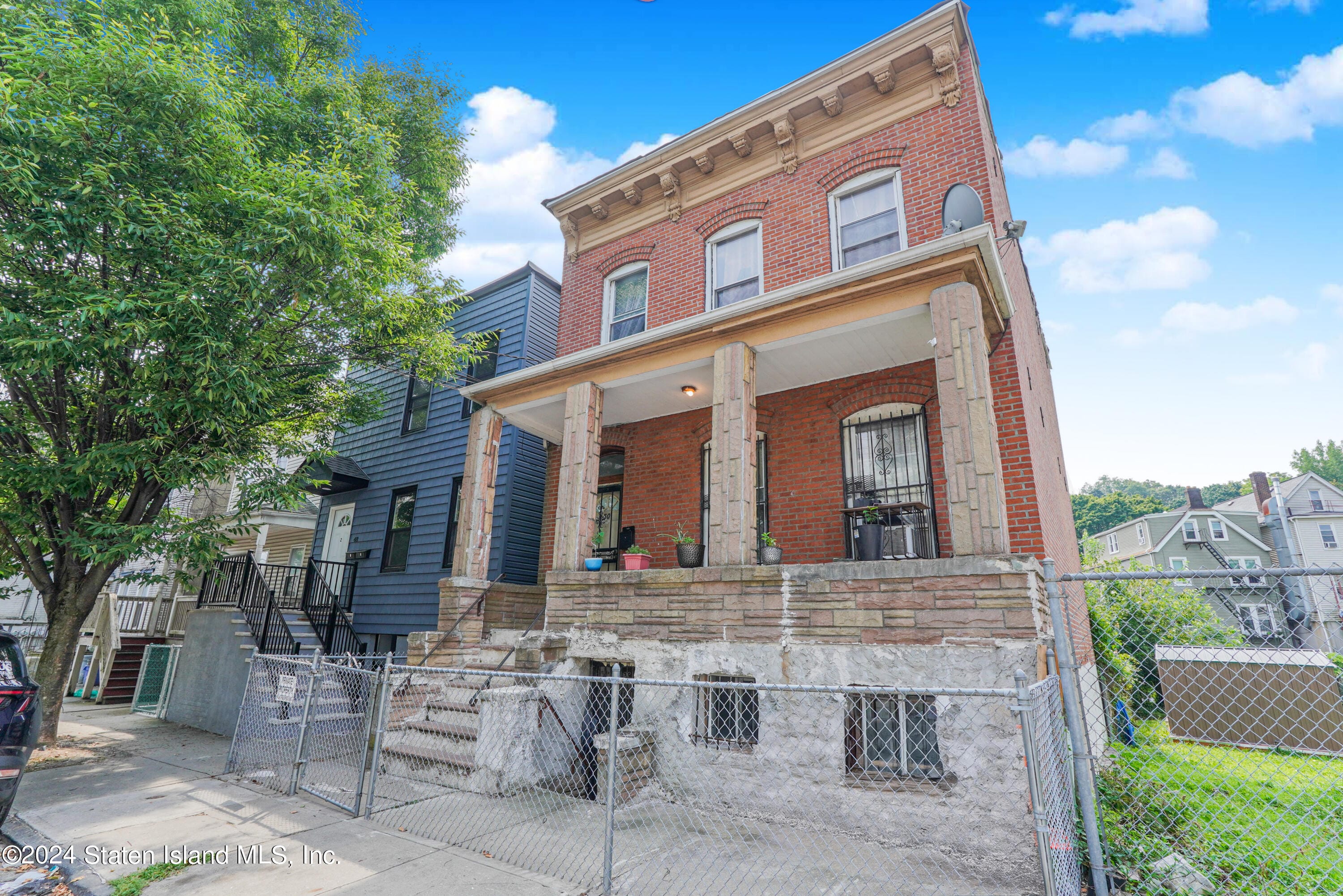 50 Brook Street Image 2