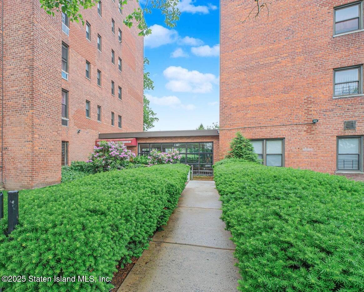 100 Colfax Avenue 1n Image 1