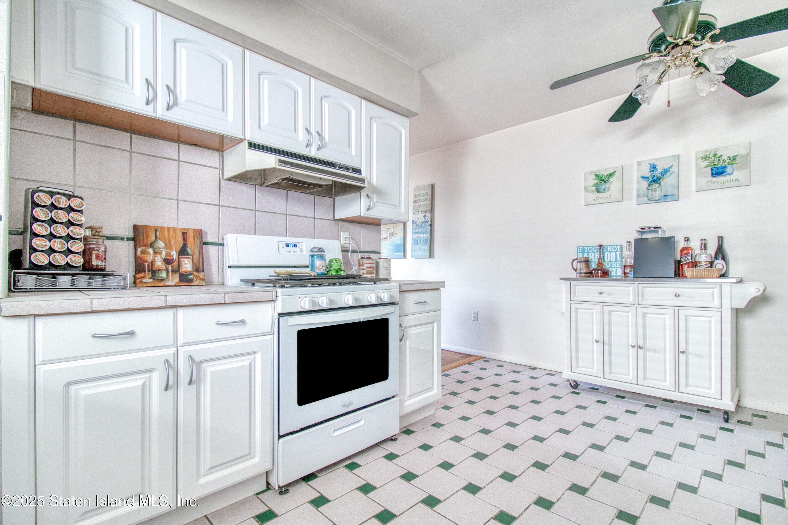 498 Dongan Hills Avenue, Staten Island, NY, 10305 image 8