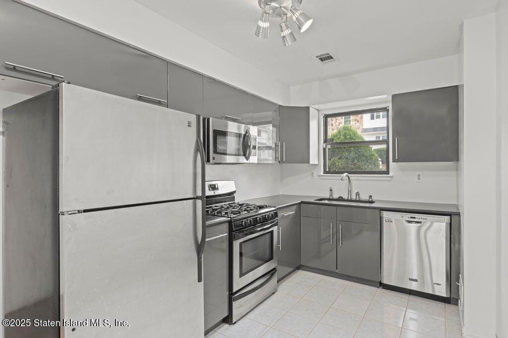 33 Bradley Court A, Staten Island, NY, 10314 image 7