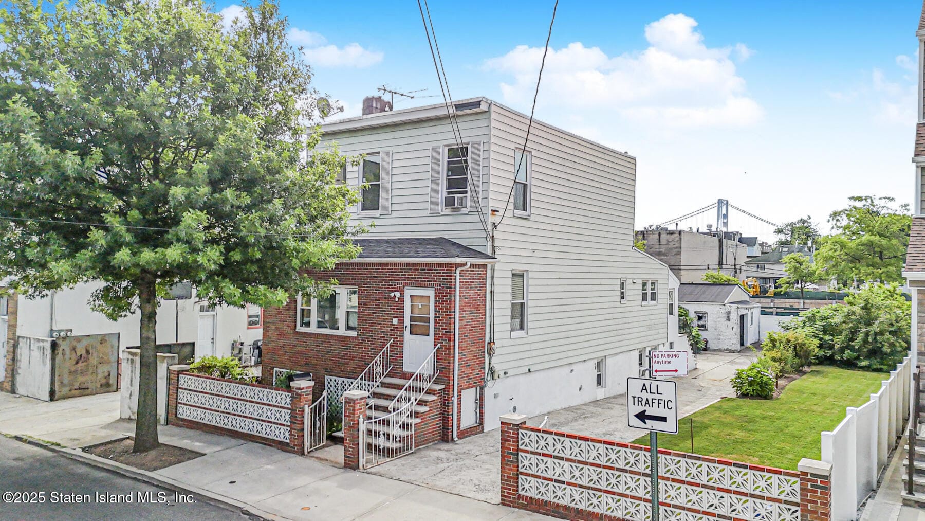 18 St. Mary\'s Avenue Image 3