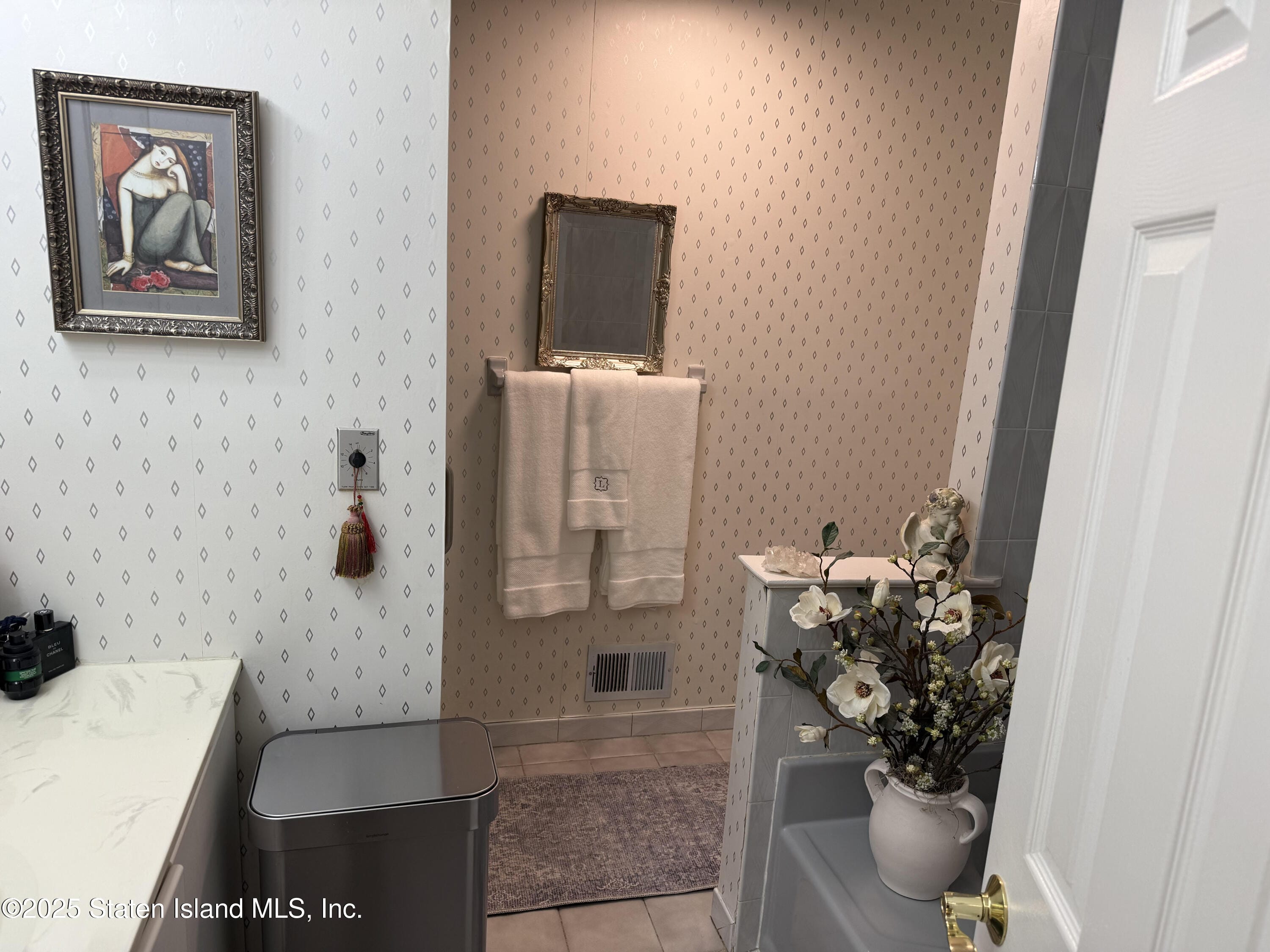 109 Commodore Drive, Staten Island, NY, 10309 image 26