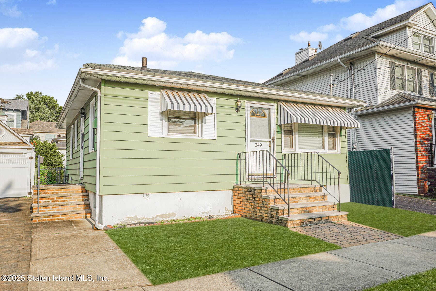 249 Dickie Avenue Image 3