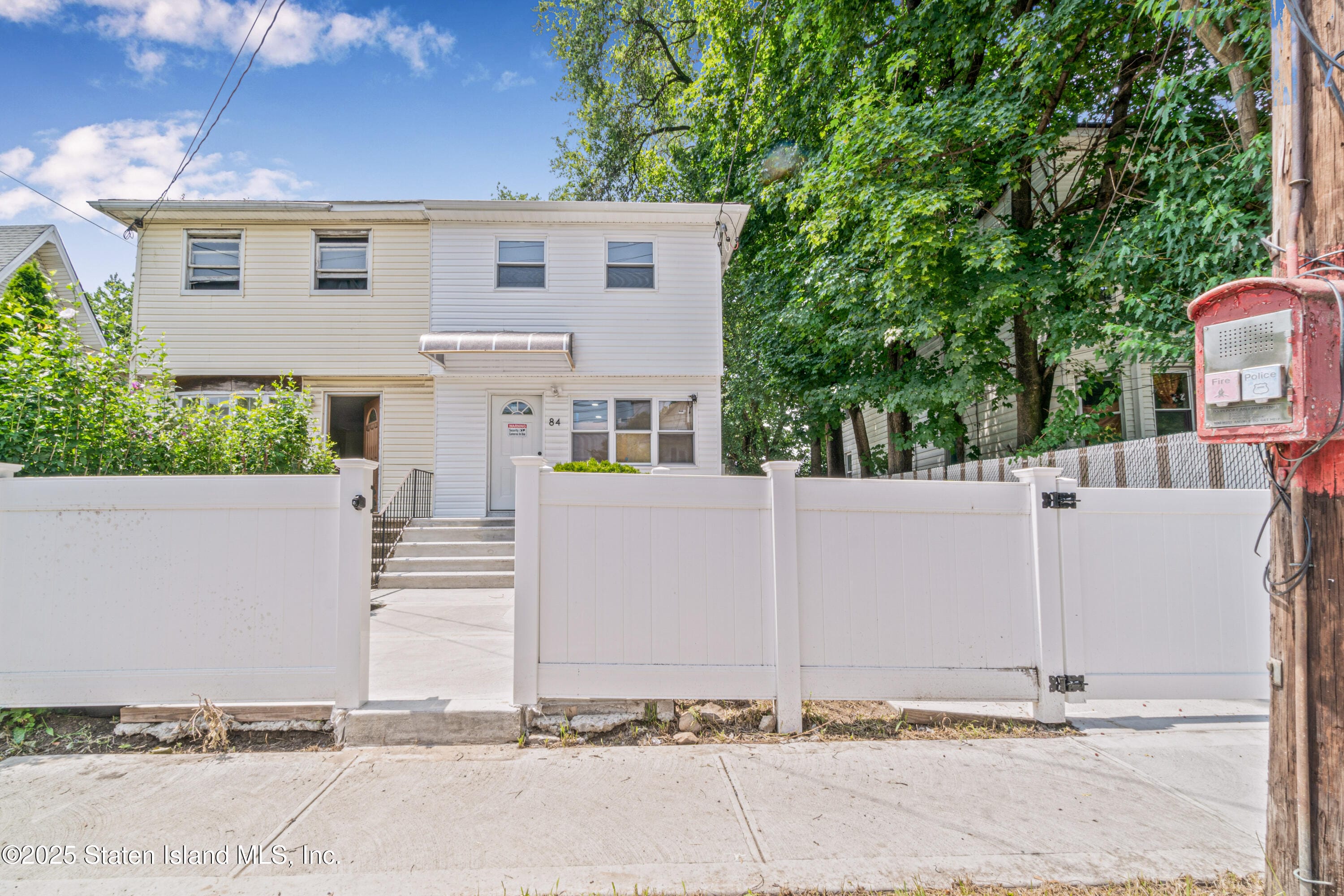 84 Elm Street Image 3