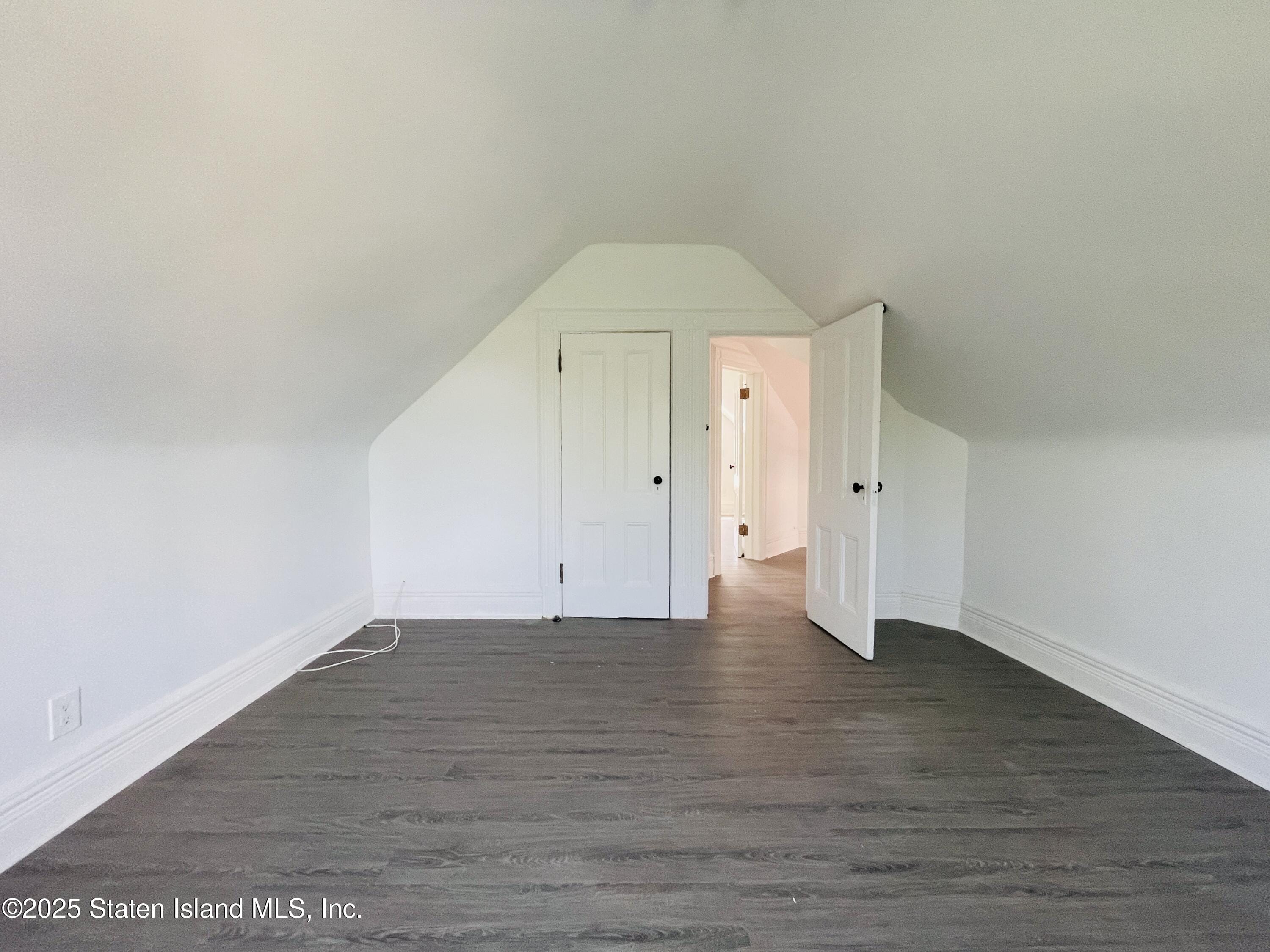 330 Van Duzer Street, Staten Island, NY, 10304 image 8
