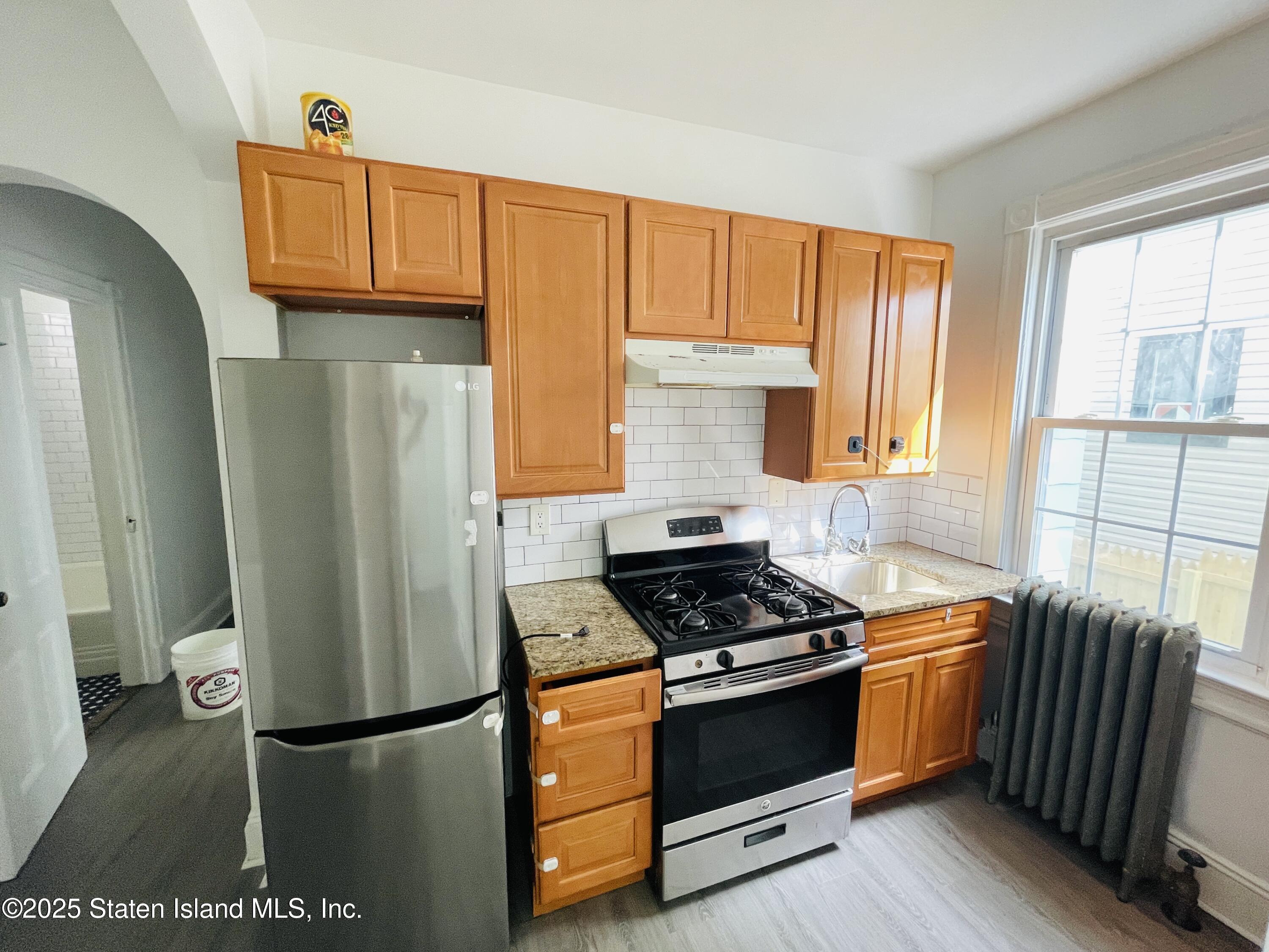 330 Van Duzer Street, Staten Island, NY, 10304 image 15