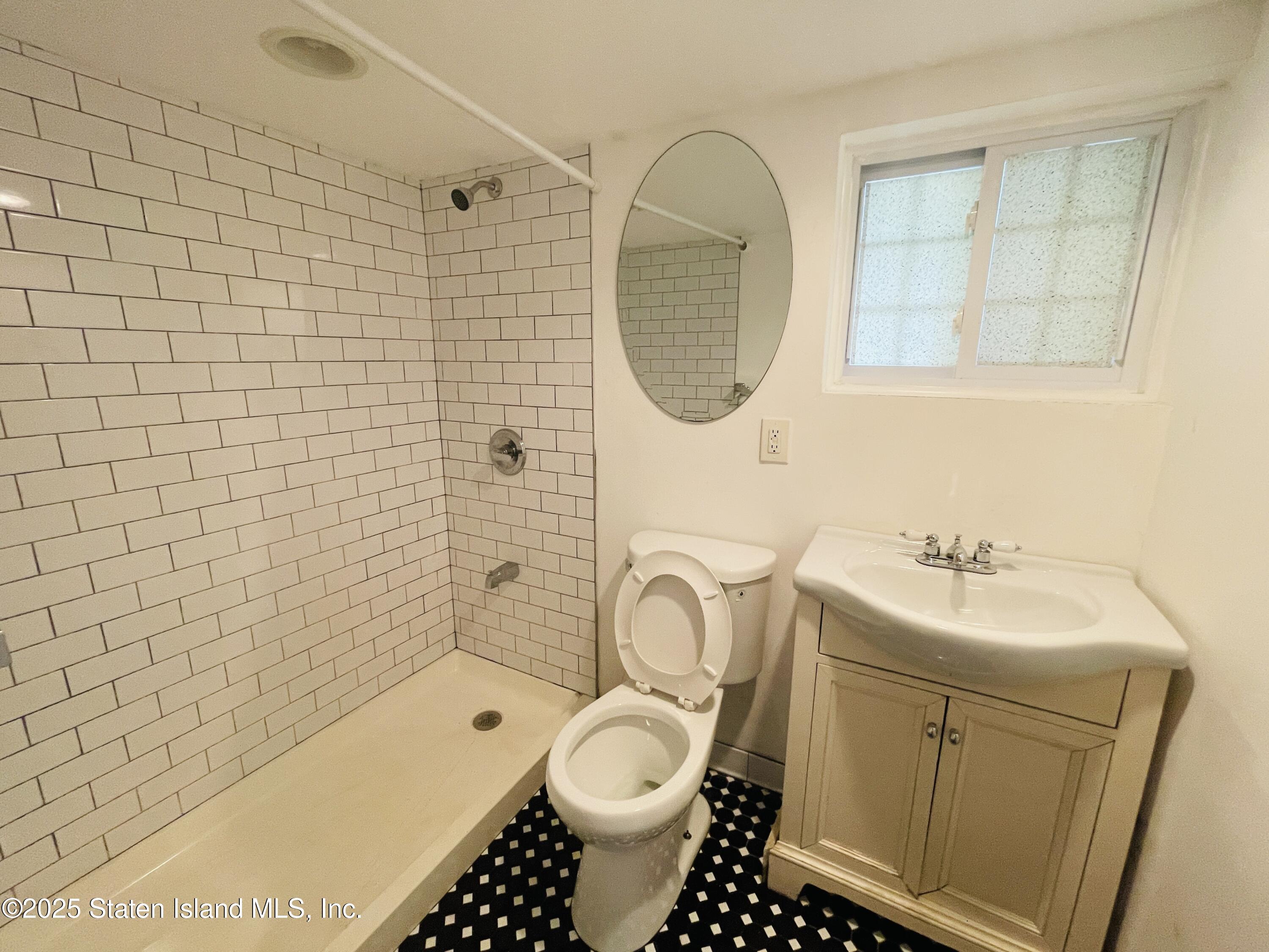 330 Van Duzer Street, Staten Island, NY, 10304 image 24