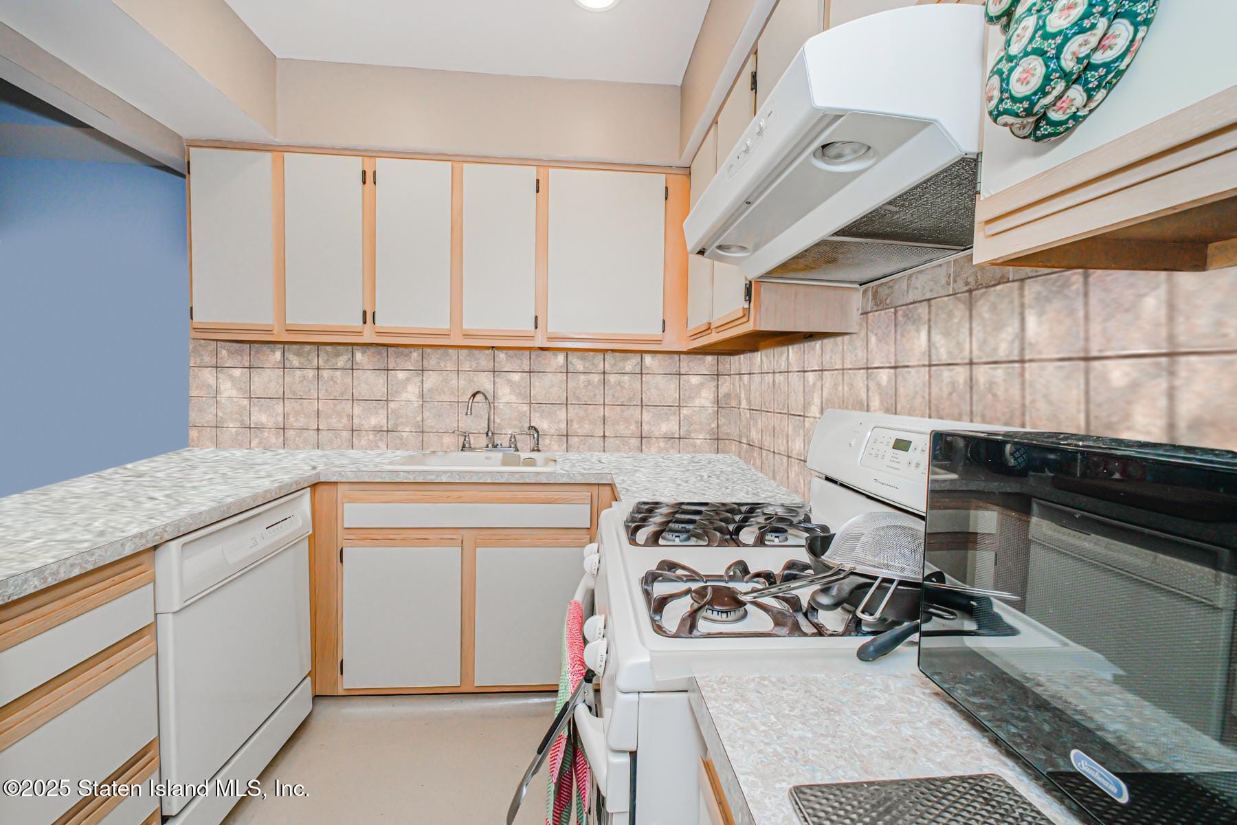 268 Bruckner Avenue, Staten Island, NY, 10303 image 9