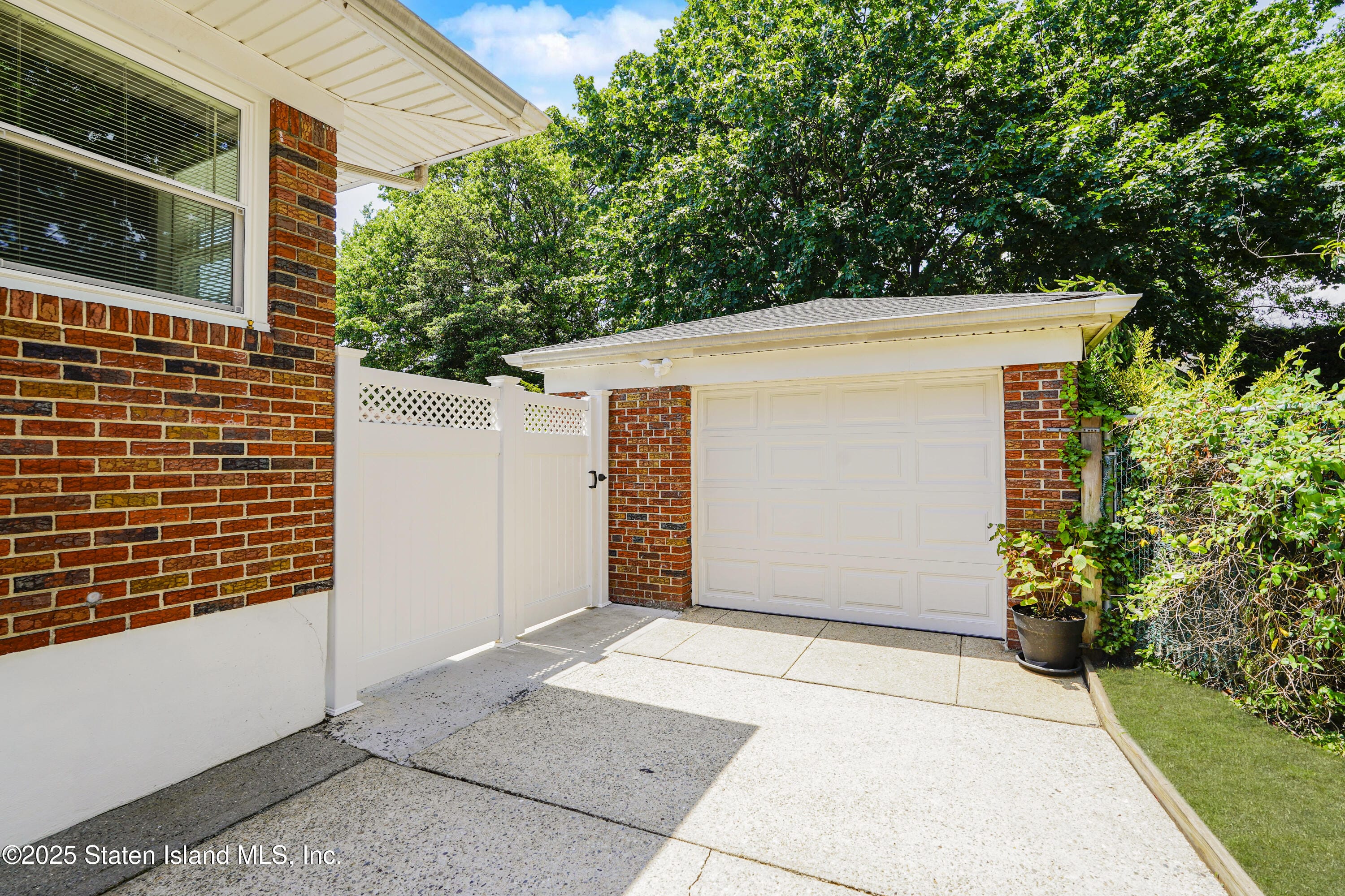 8 Piedmont Avenue, Staten Island, NY, 10305 image 28