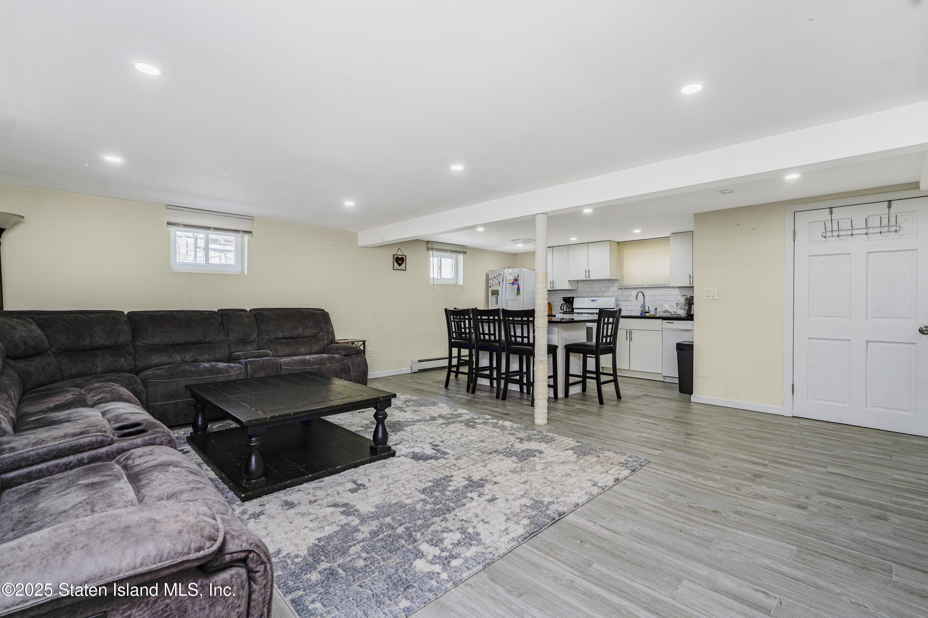 8 Piedmont Avenue, Staten Island, NY, 10305 image 21