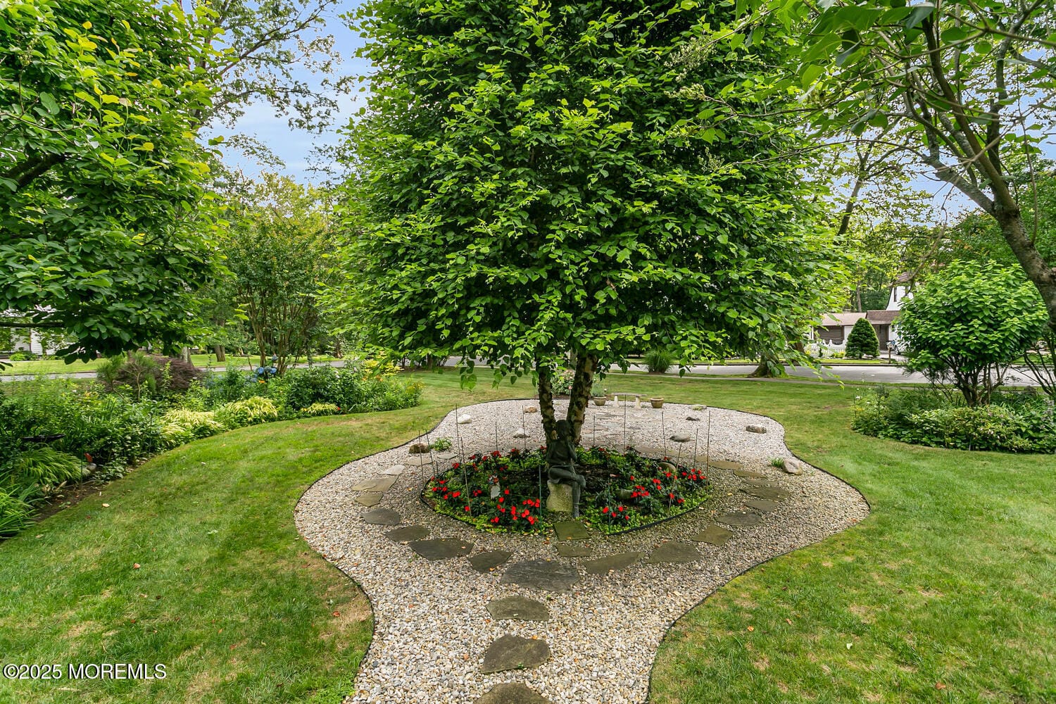 12 Garden Road, Little Silver, NJ, 07739 image 25