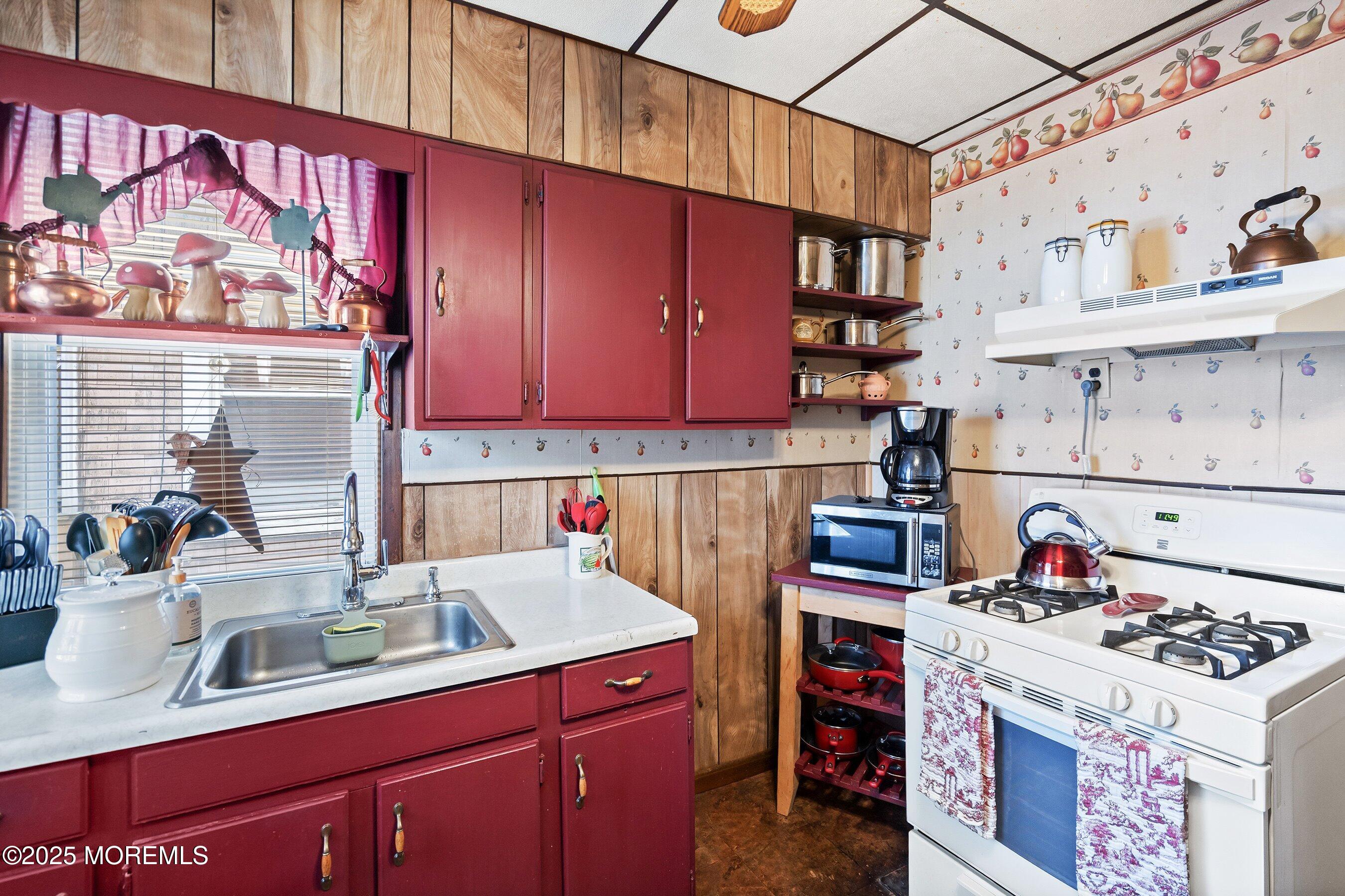 22 Bartholdi Avenue, Jersey City, NJ, 07305 image 13