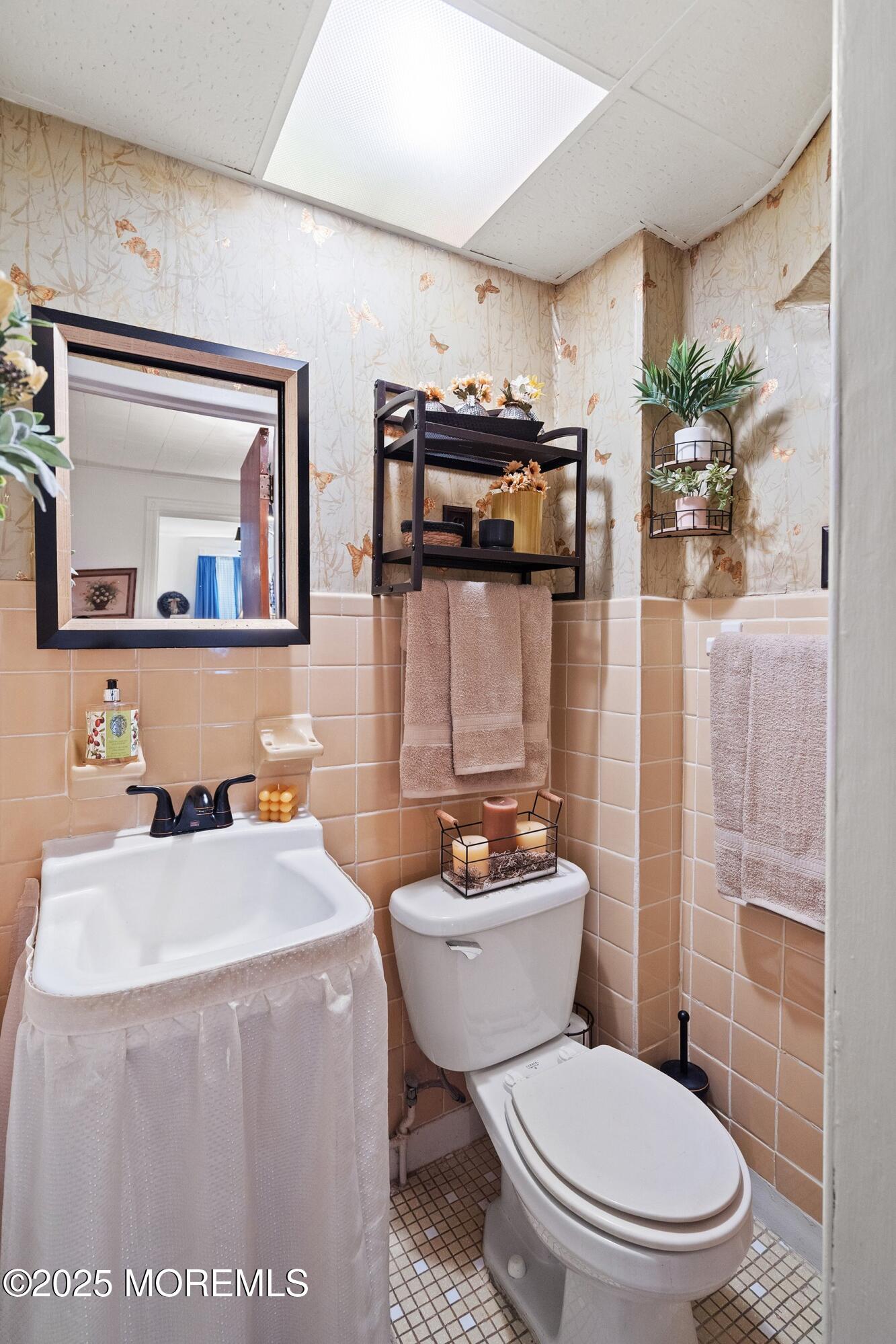 22 Bartholdi Avenue, Jersey City, NJ, 07305 image 16